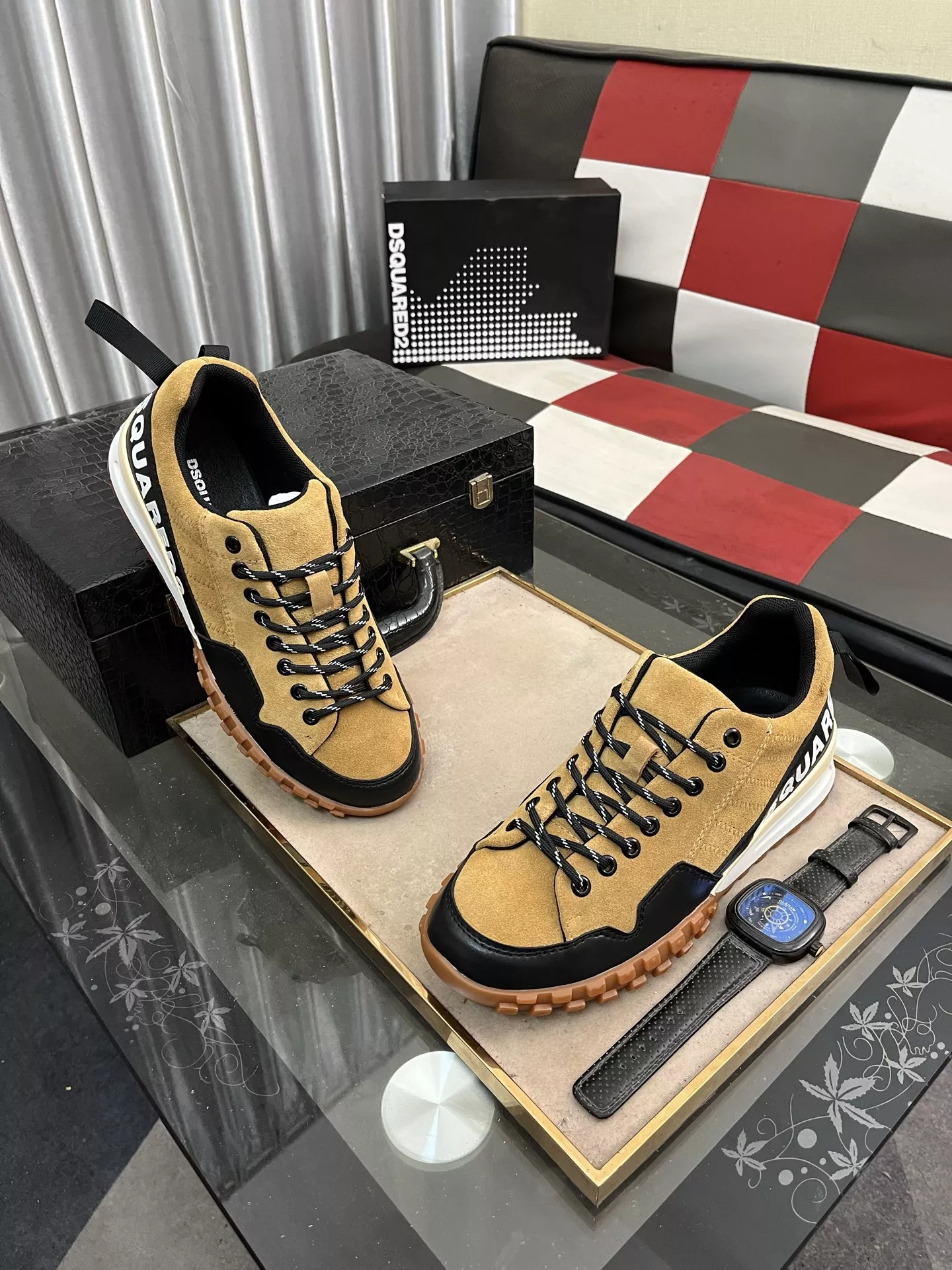 WellDesigned 208 Dsquared Casual Shoes For Men