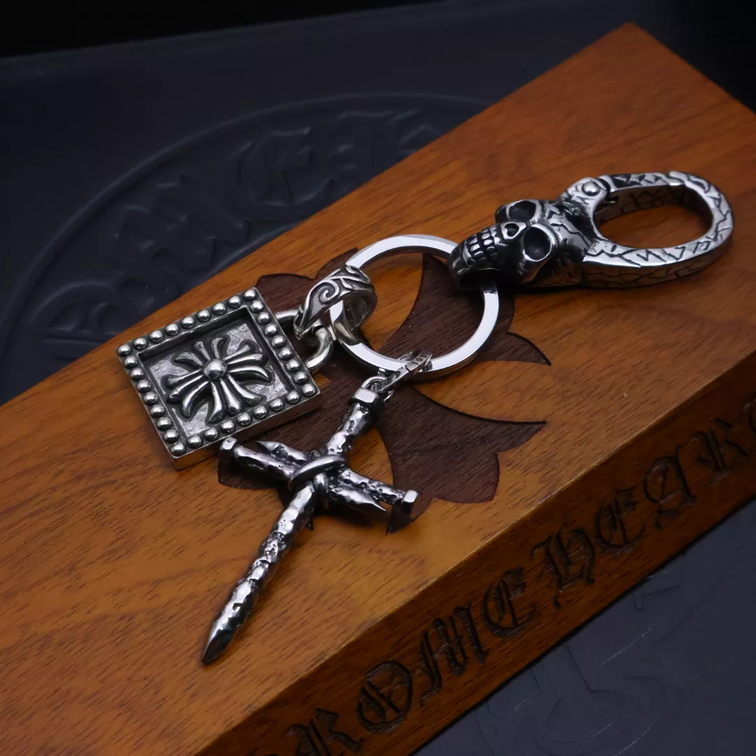 WellDesigned 2122 Chrome Hearts Key Holder And Bag Buckle