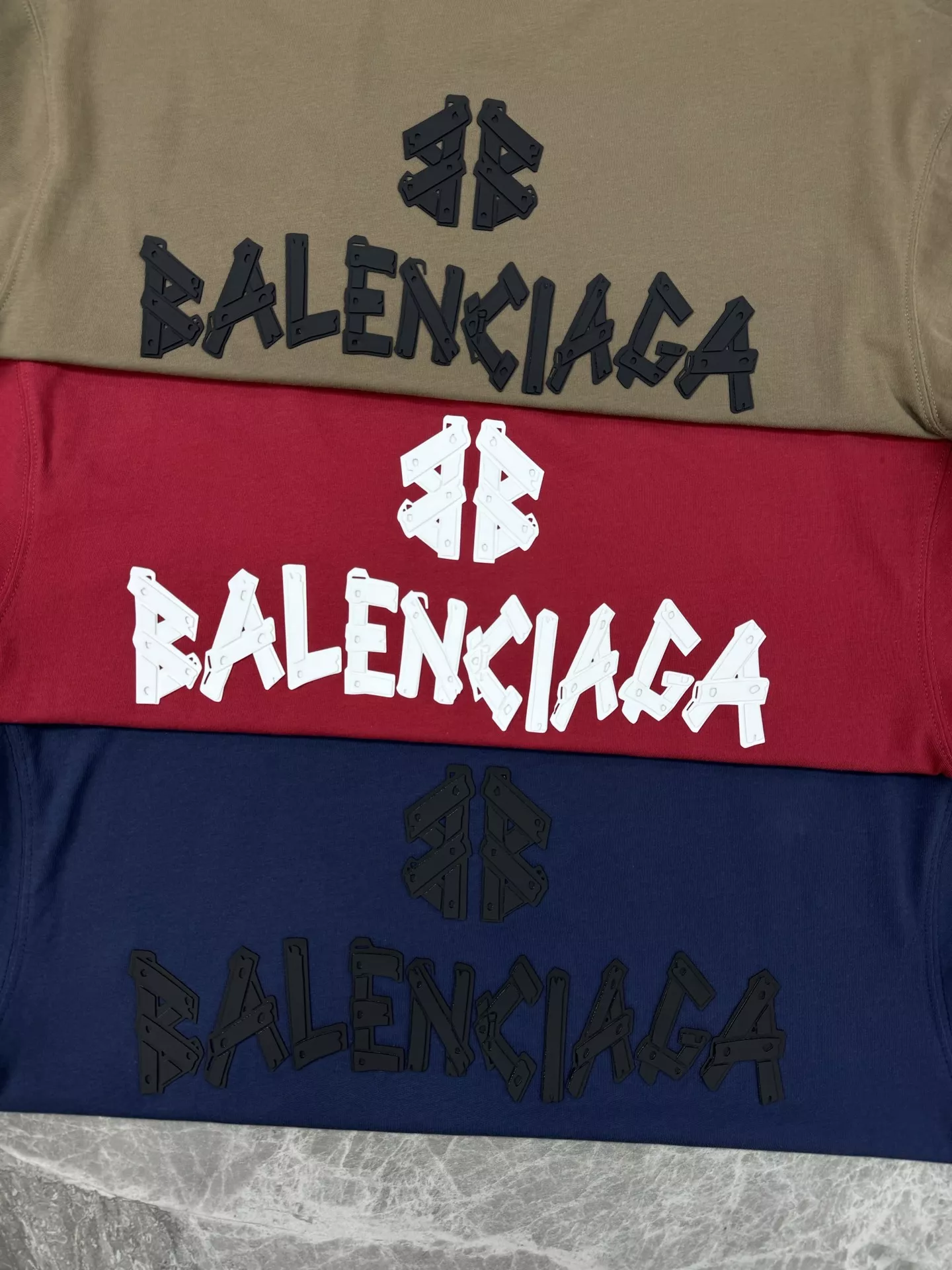 WellDesigned 2158 Balenciaga T-Shirts Short Sleeved For Unisex