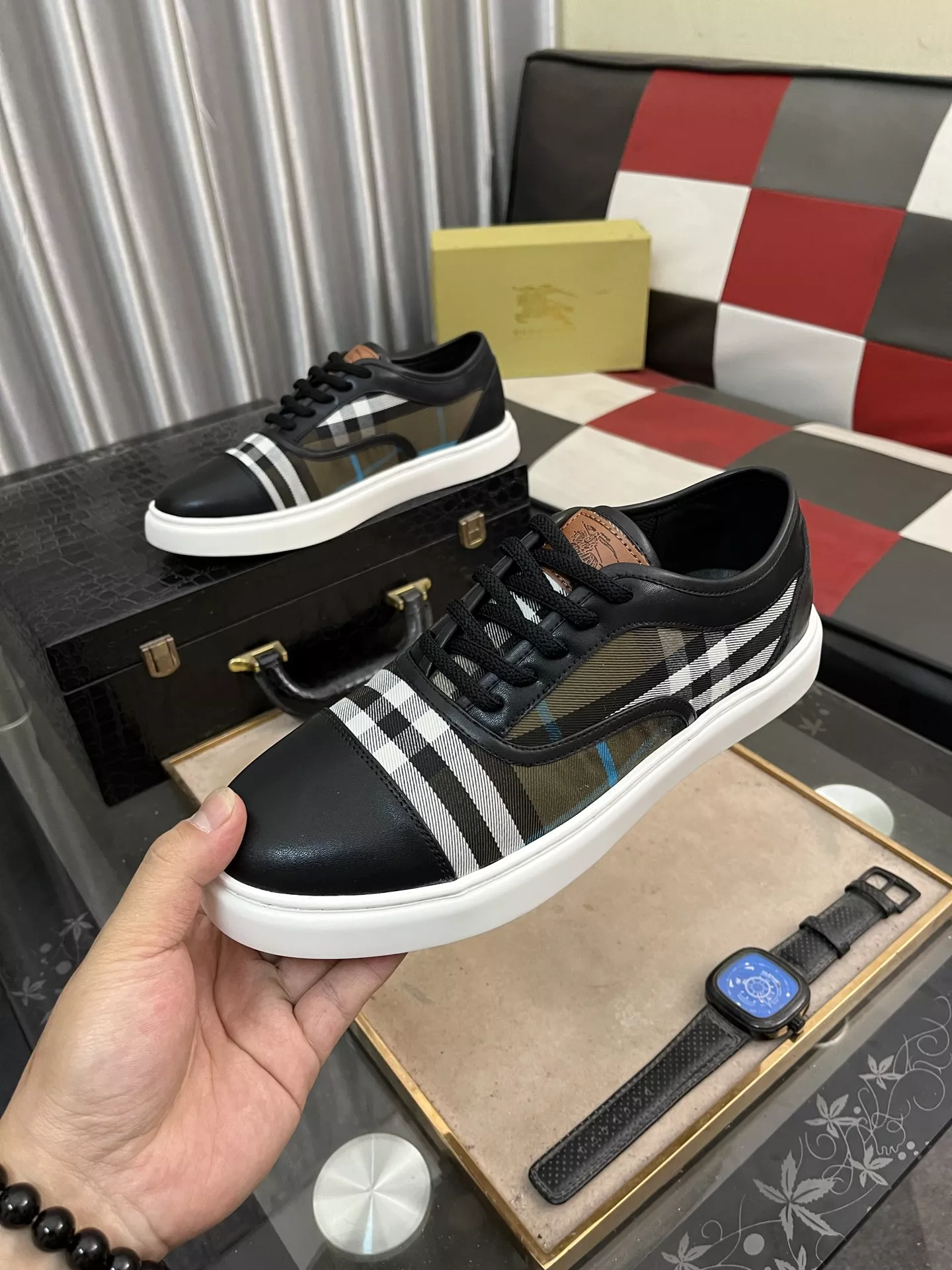 WellDesigned 2373 Burberry Casual Shoes For Men