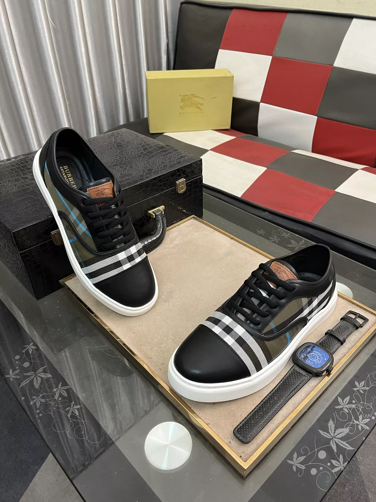 WellDesigned 2373 Burberry Casual Shoes For Men