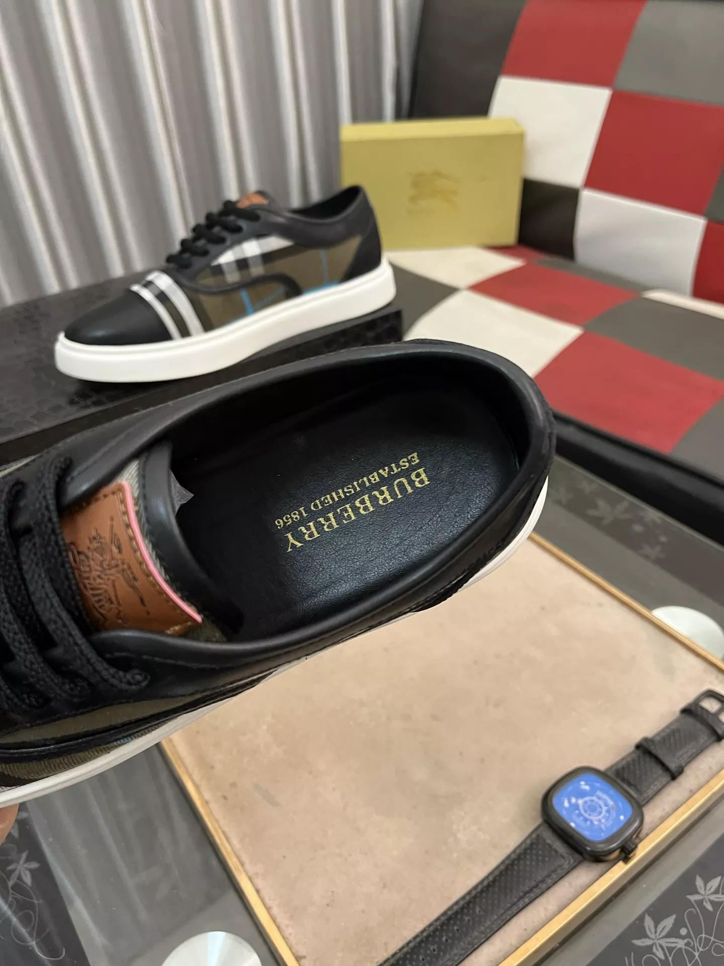 WellDesigned 2373 Burberry Casual Shoes For Men