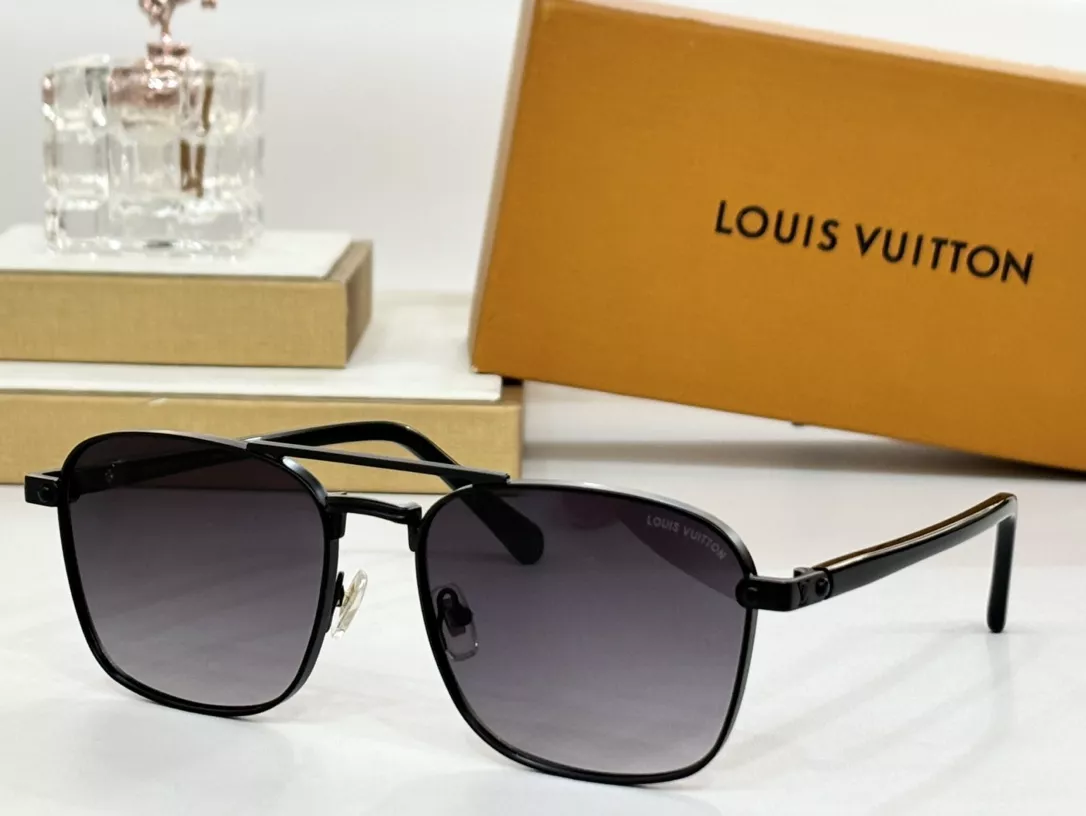 WellDesigned 2375 Louis Vuitton AAA Quality Sunglasses