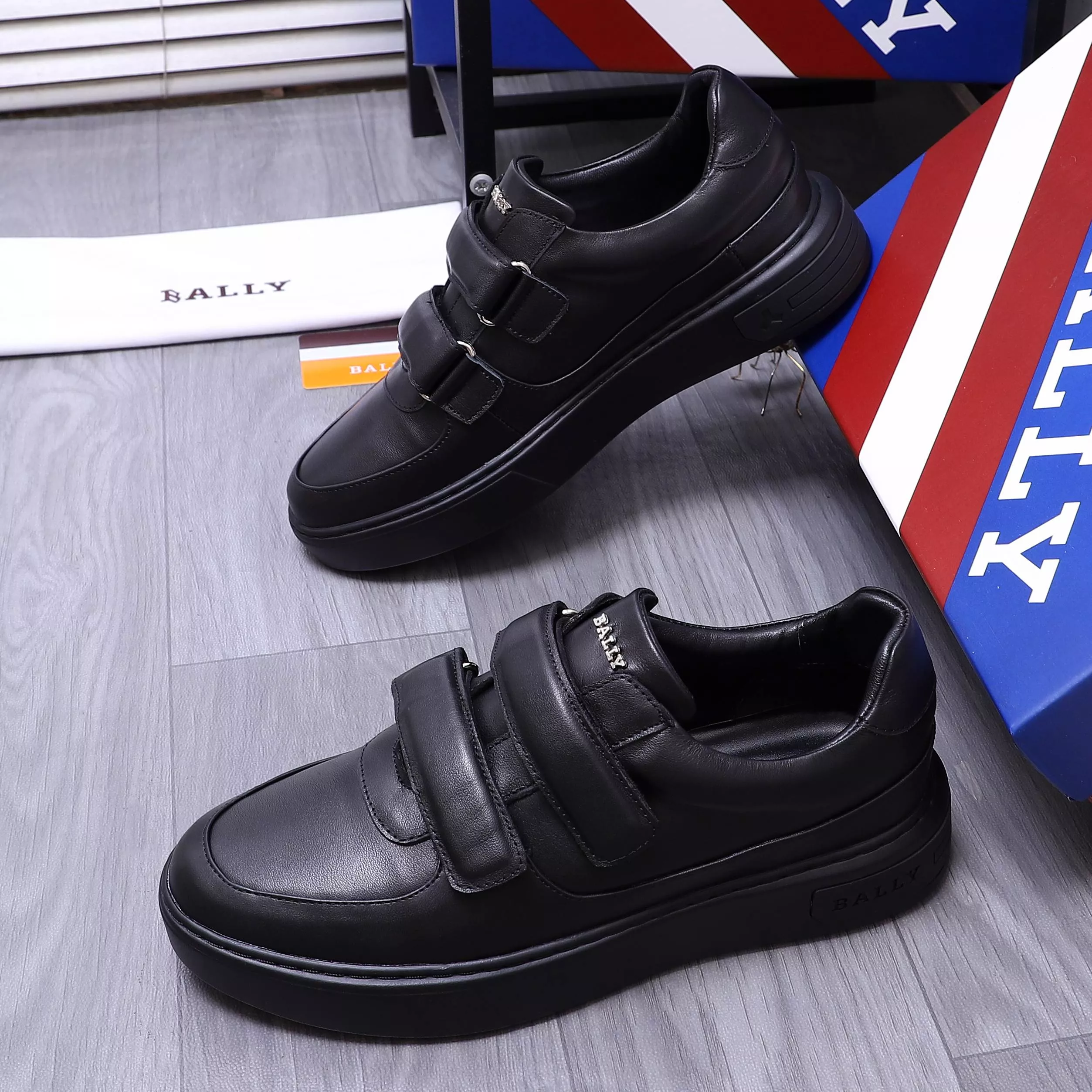 WellDesigned 2420 Bally Casual Shoes For Men