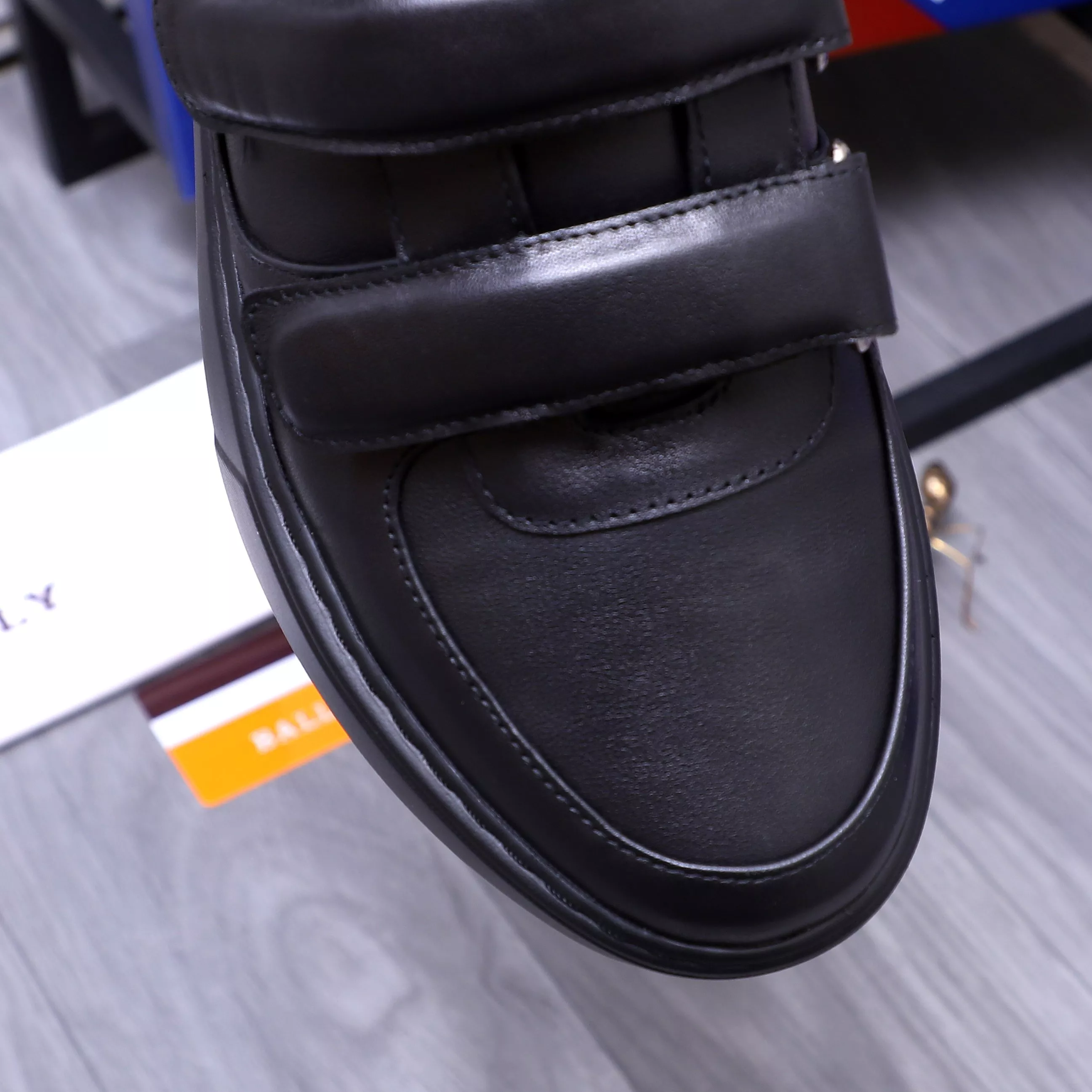 WellDesigned 2420 Bally Casual Shoes For Men