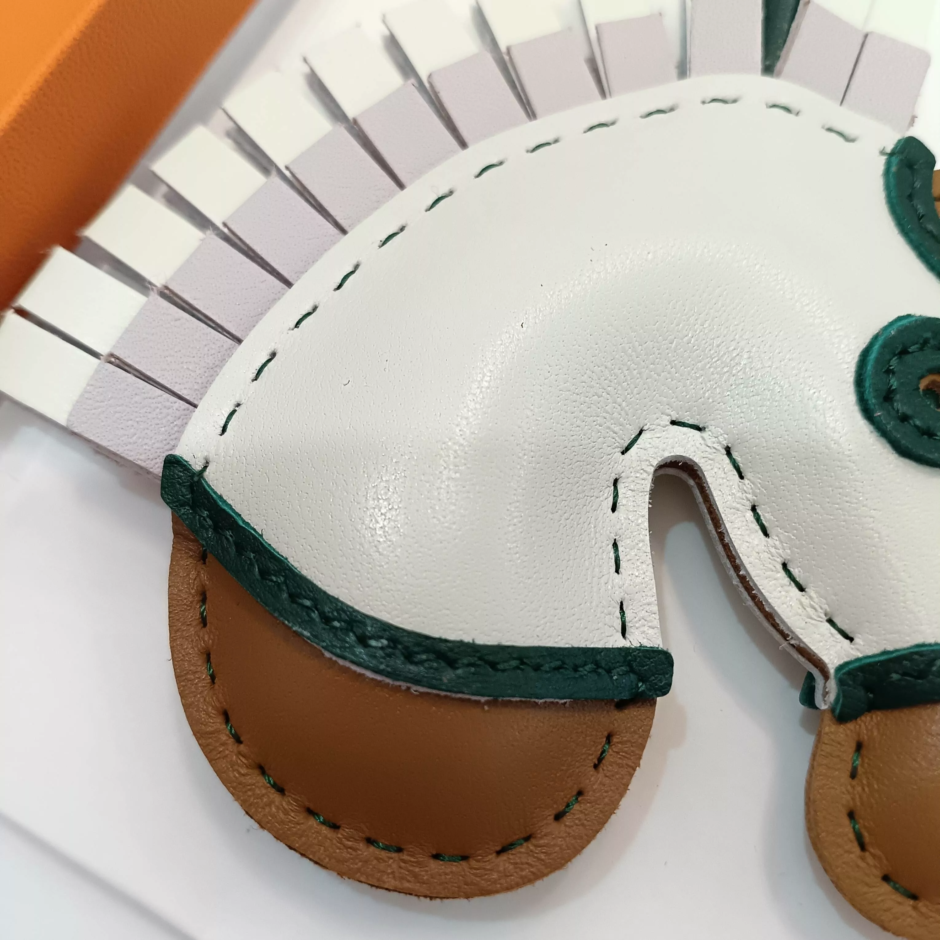 WellDesigned 243 Hermes Key Holder And Bag Buckle
