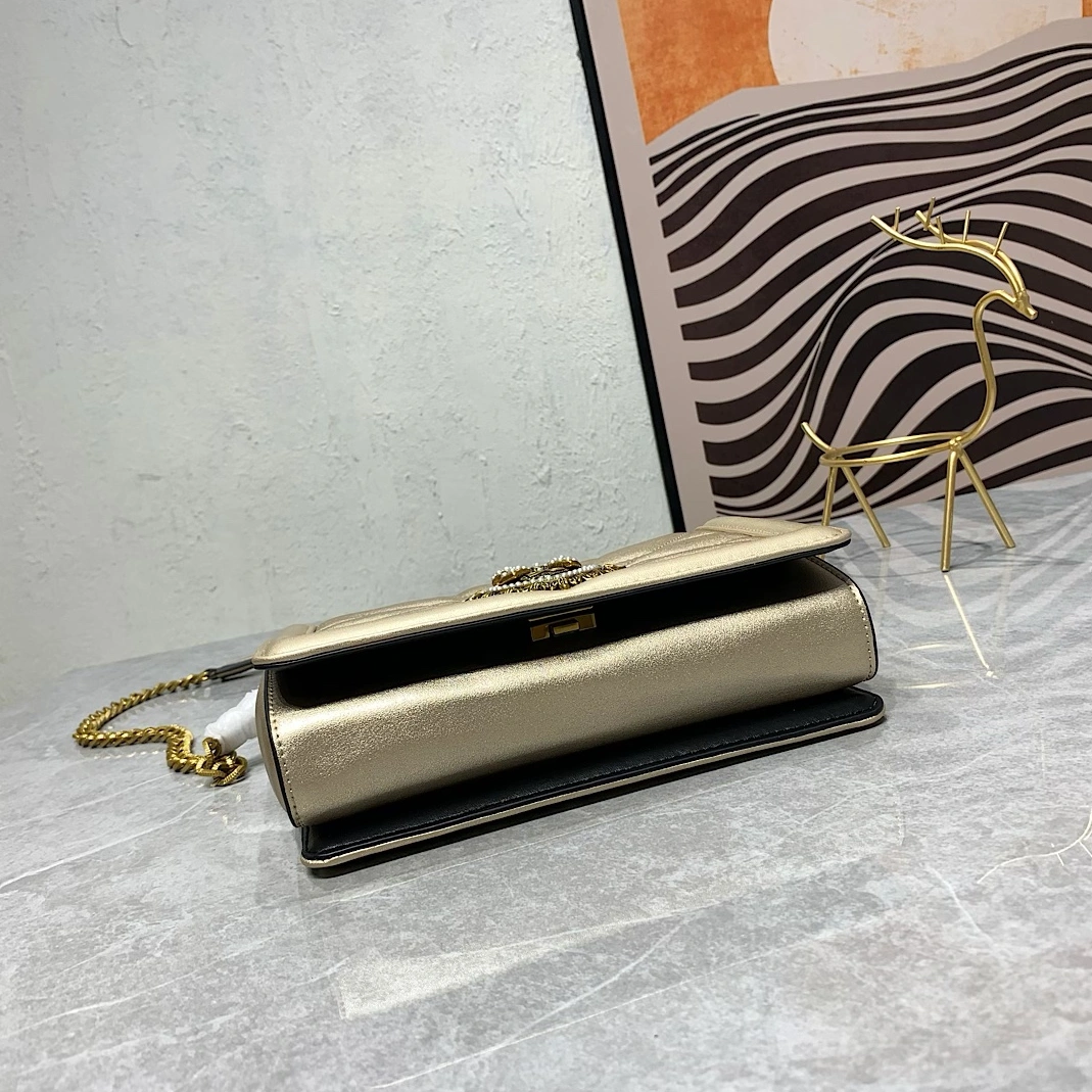 WellDesigned 2486 Dolce & Gabbana D&G AAA Quality Messenger Bags For Women