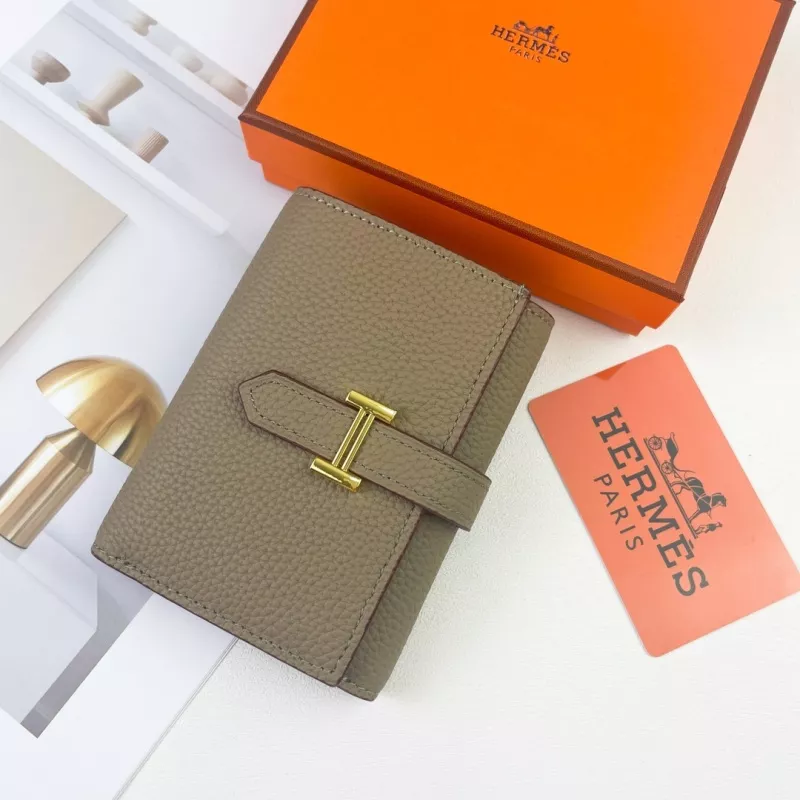 WellDesigned 2648 Hermes Card Case