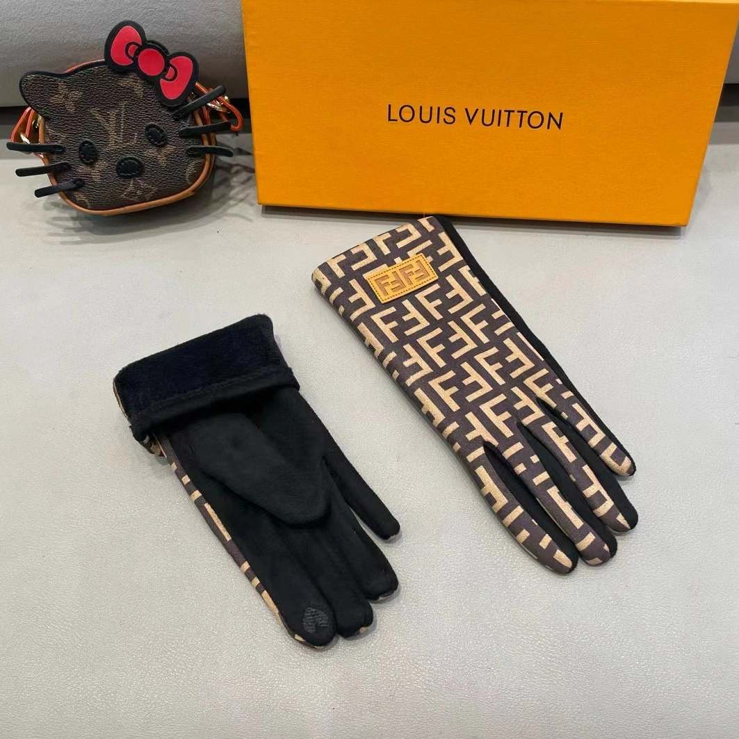 WellDesigned 2706 Fendi Gloves
