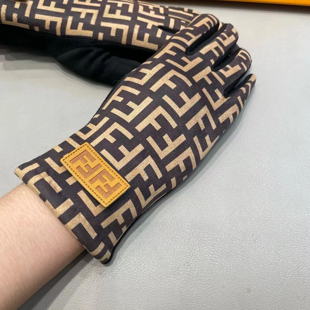 WellDesigned 2706 Fendi Gloves