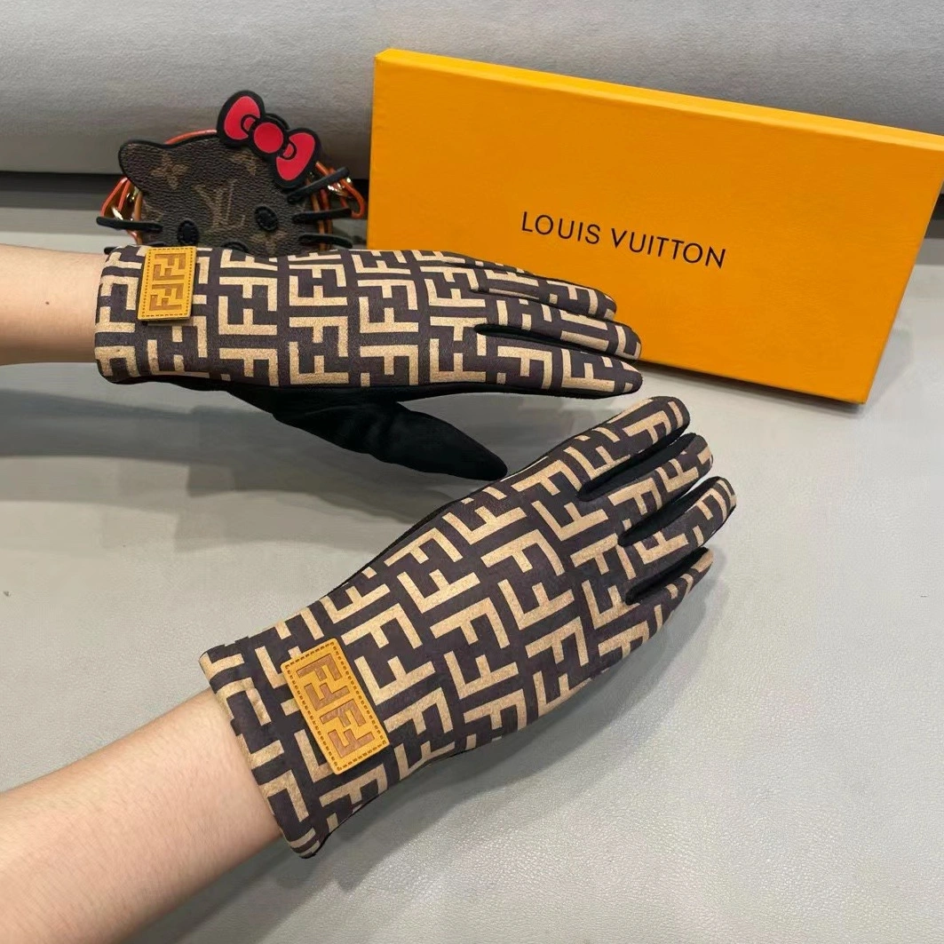 WellDesigned 2706 Fendi Gloves