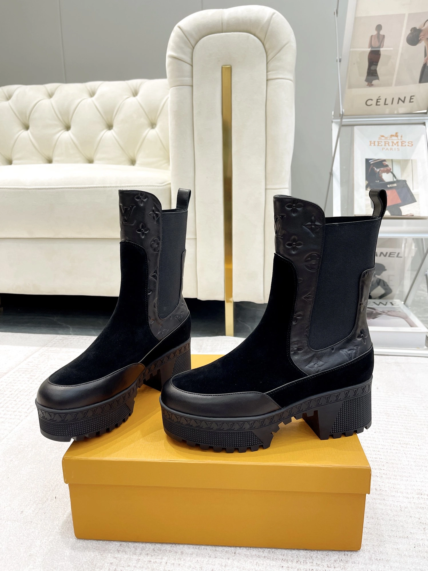 WellDesigned 2845 Louis Vuitton Boots For Women