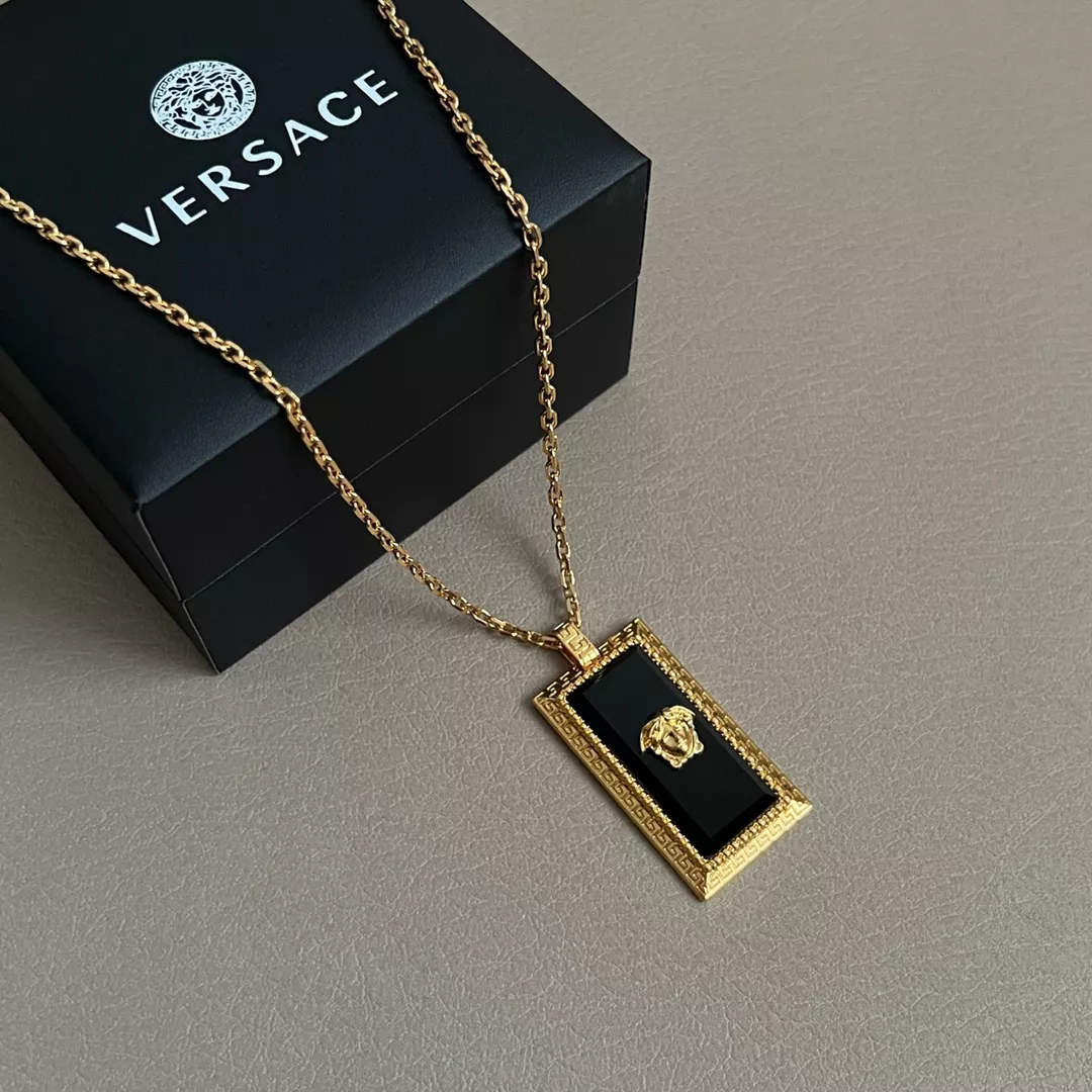 WellDesigned 2880 Versace Necklaces