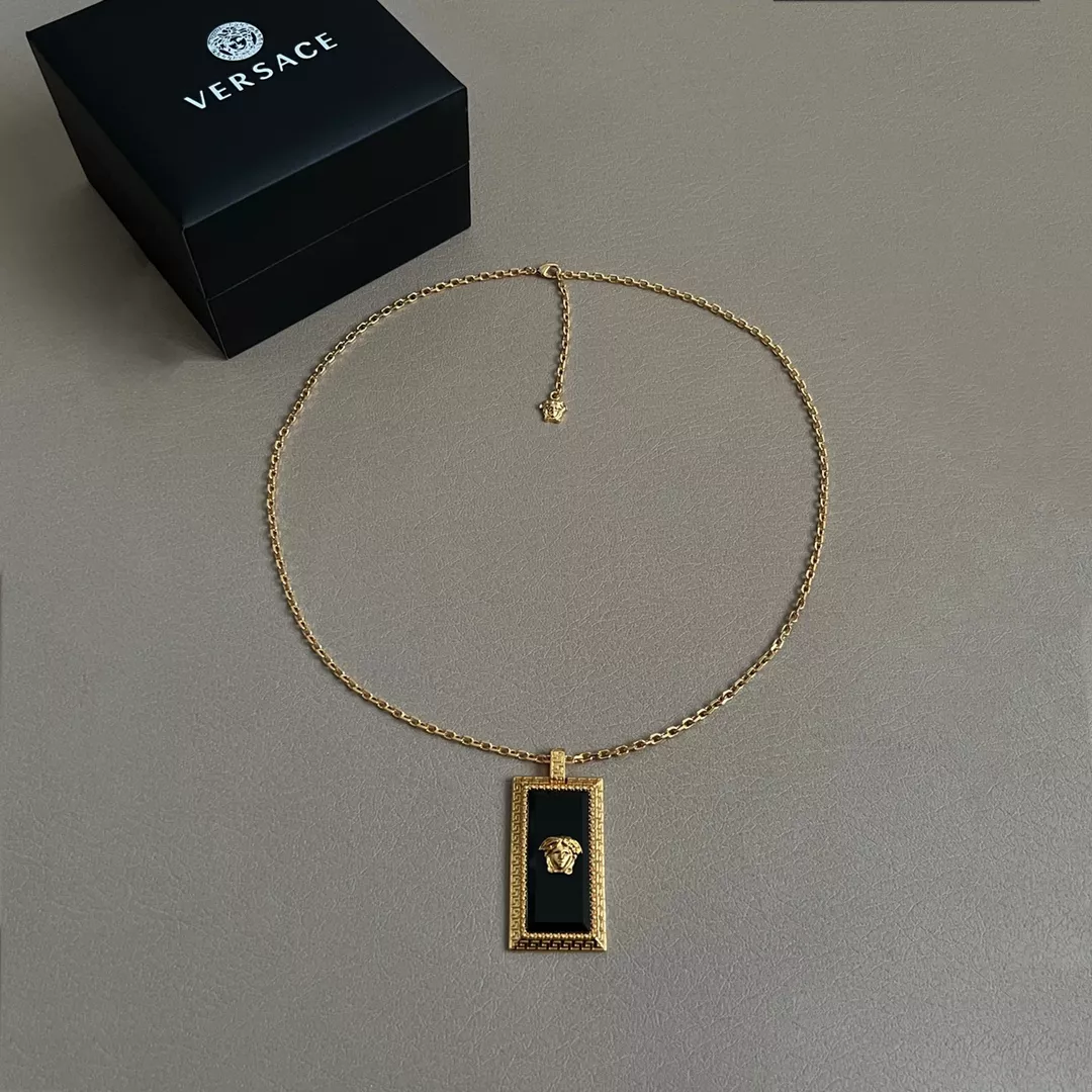 WellDesigned 2880 Versace Necklaces