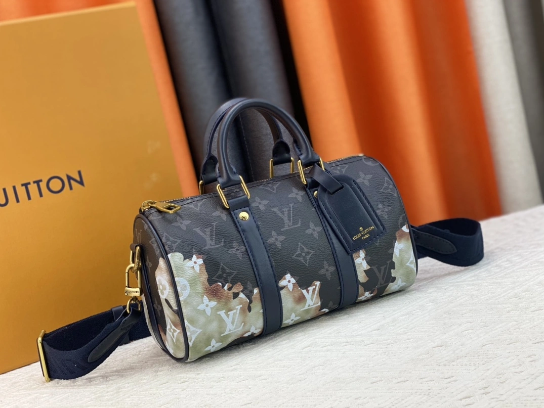 WellDesigned 3032 Louis Vuitton AAA Quality Handbags For Women