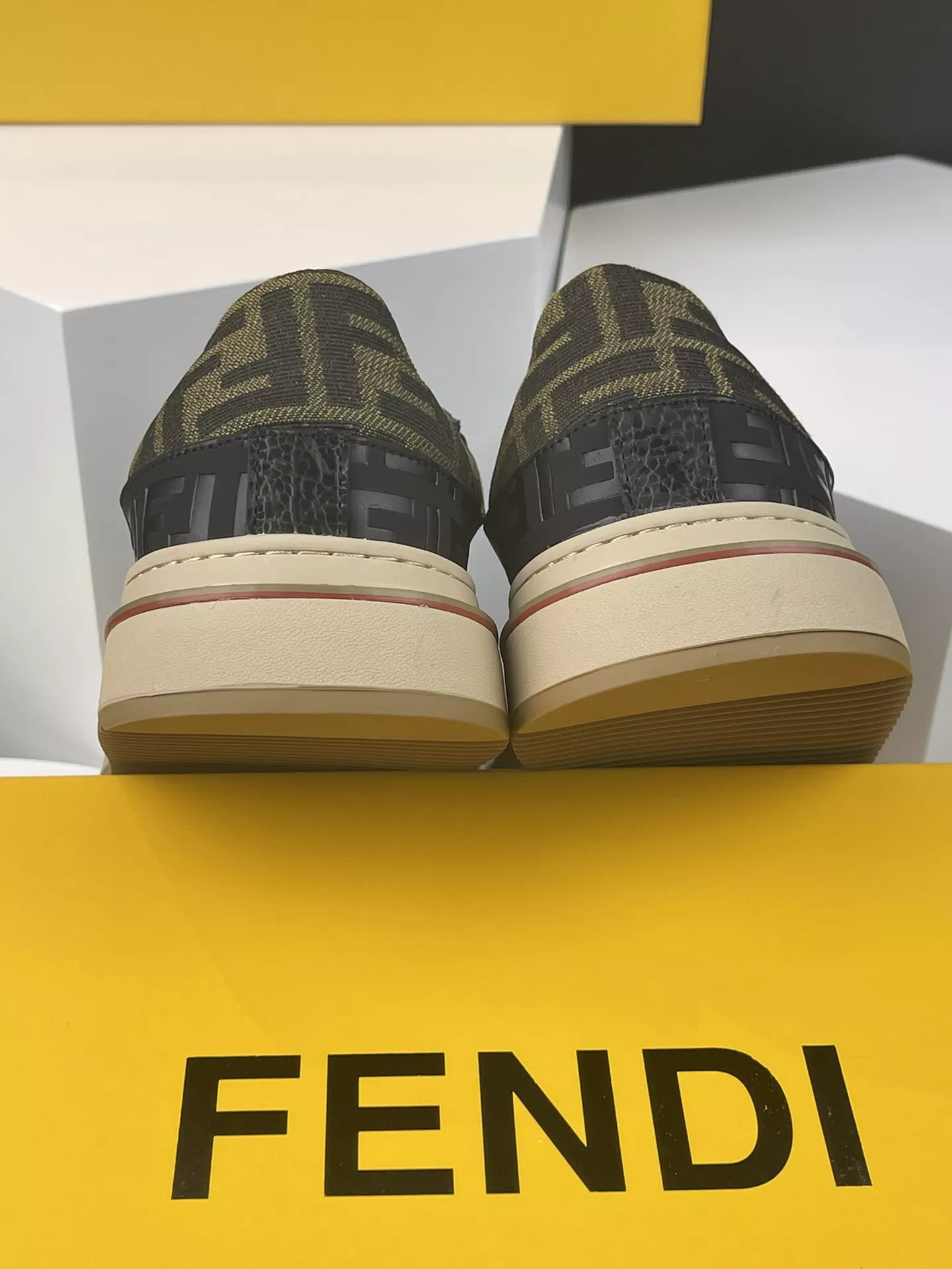 WellDesigned 3137 Fendi Casual Shoes For Men