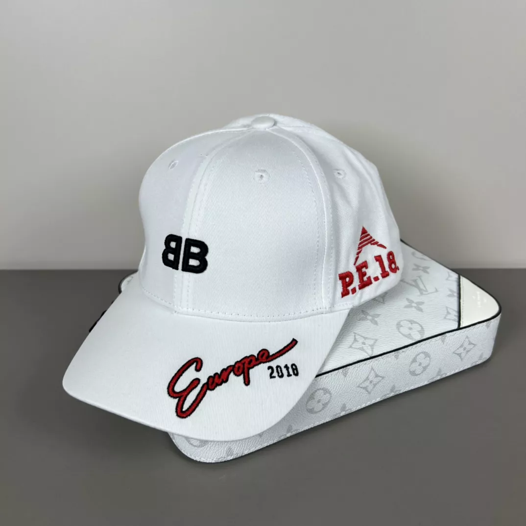 WellDesigned 3401 Balenciaga Caps