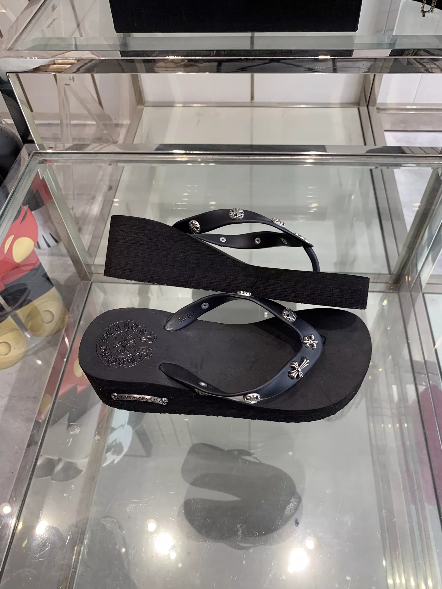 WellDesigned 3434 Chrome Hearts Slippers For Women