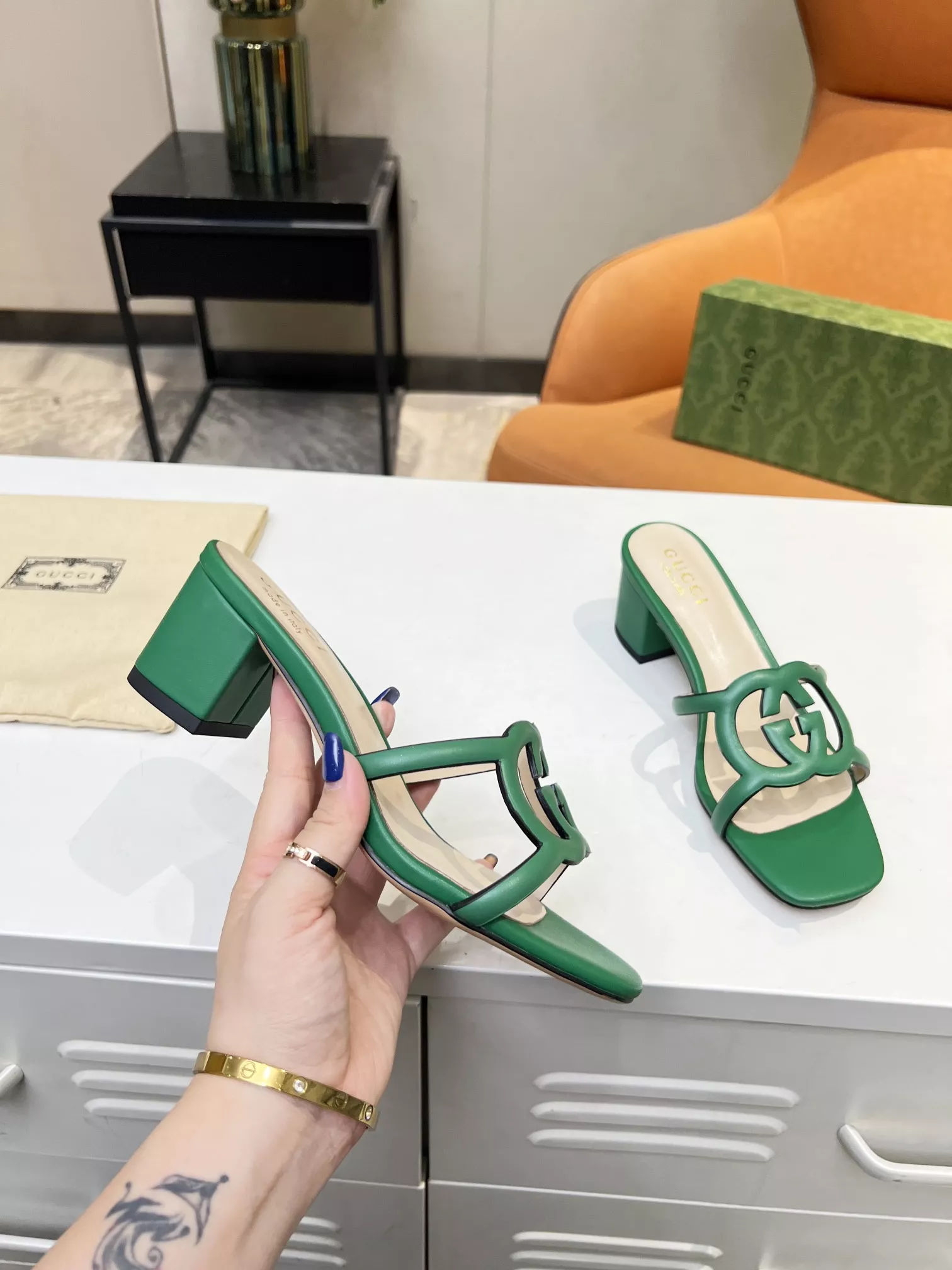WellDesigned 3481 Gucci Slippers For Women