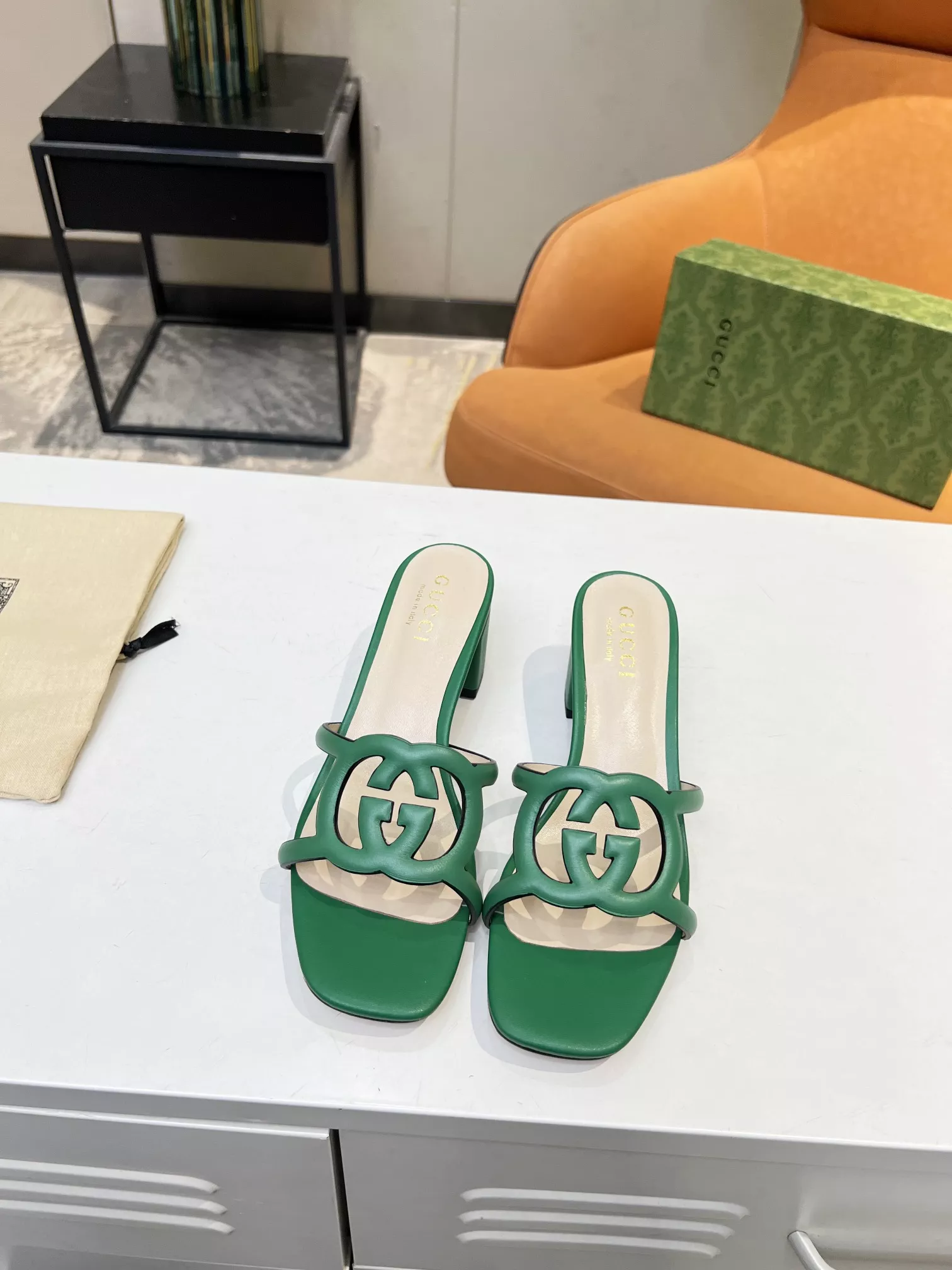 WellDesigned 3481 Gucci Slippers For Women