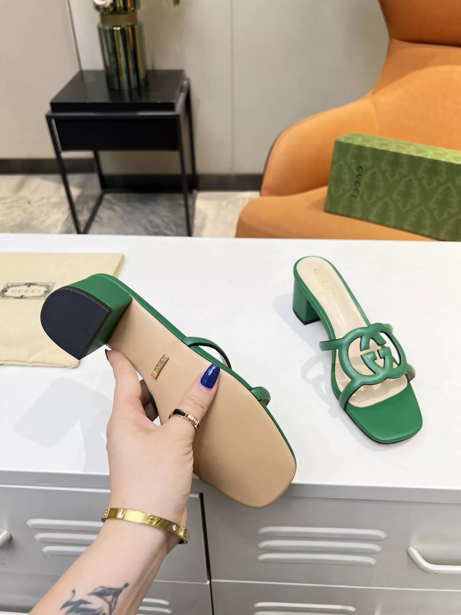 WellDesigned 3481 Gucci Slippers For Women