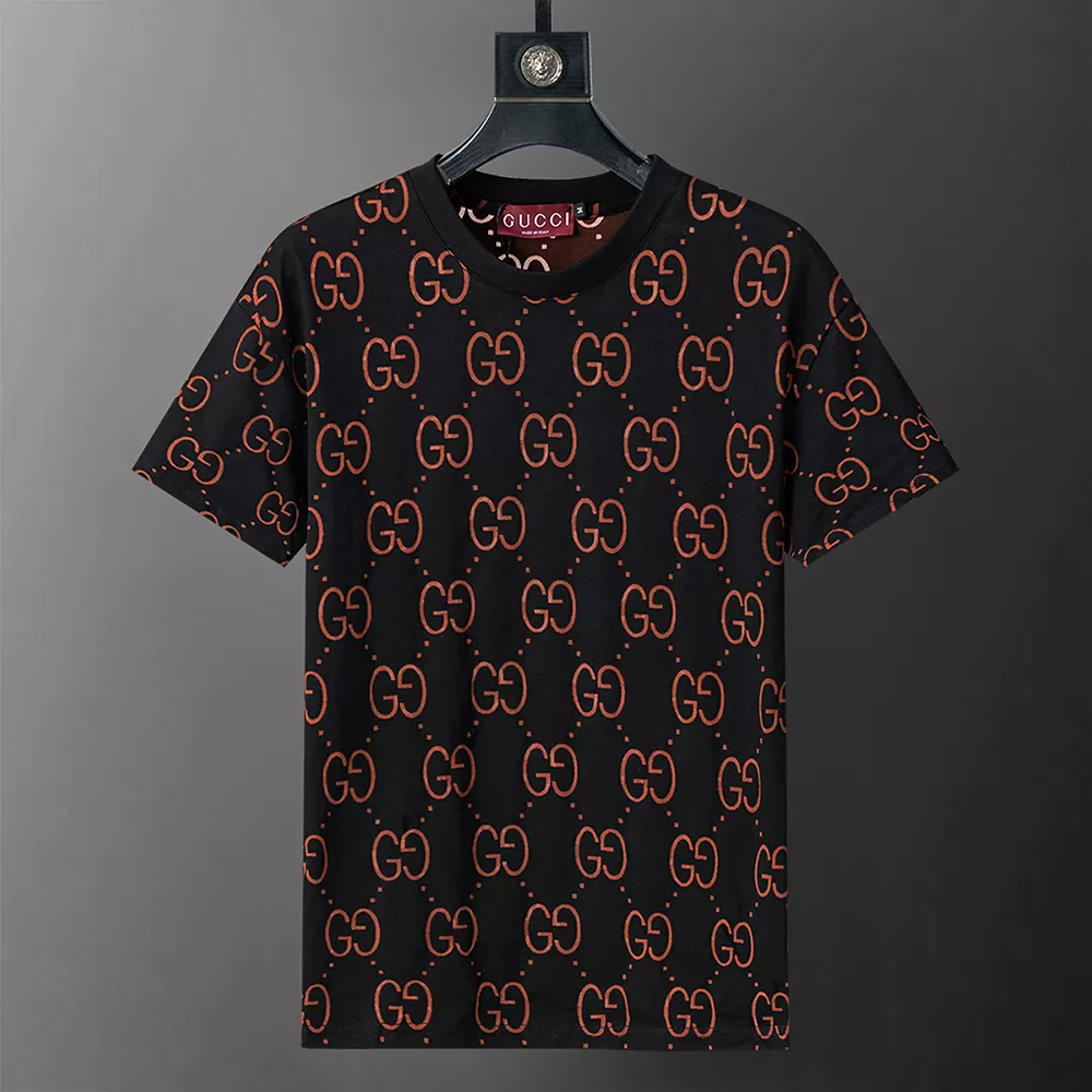 WellDesigned 3543 Gucci Tracksuits Short Sleeved For Men