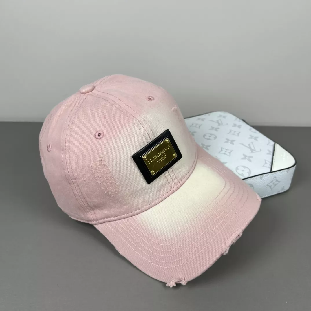 WellDesigned 3654 Dolce & Gabbana Caps