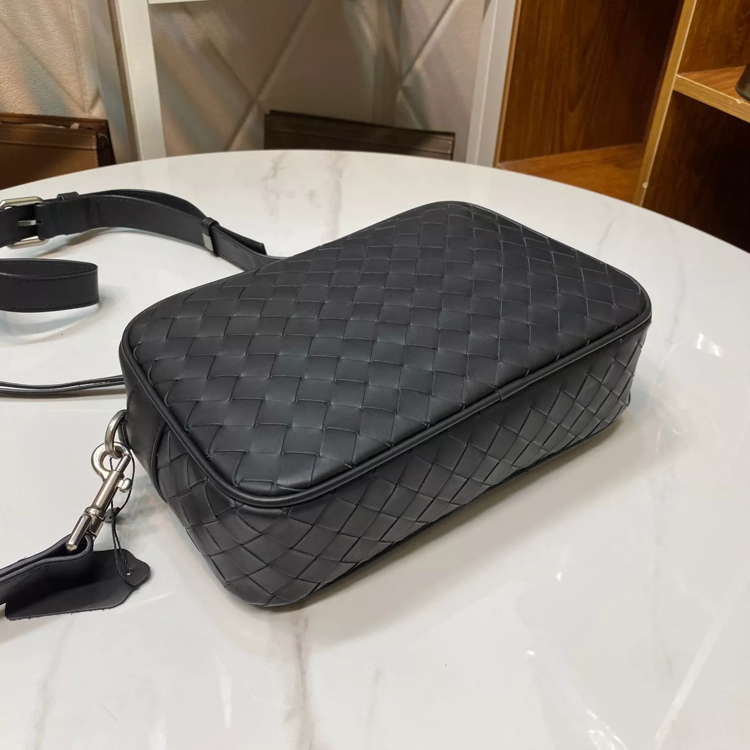 WellDesigned 3686 Bottega Veneta AAA Man Messenger Bags