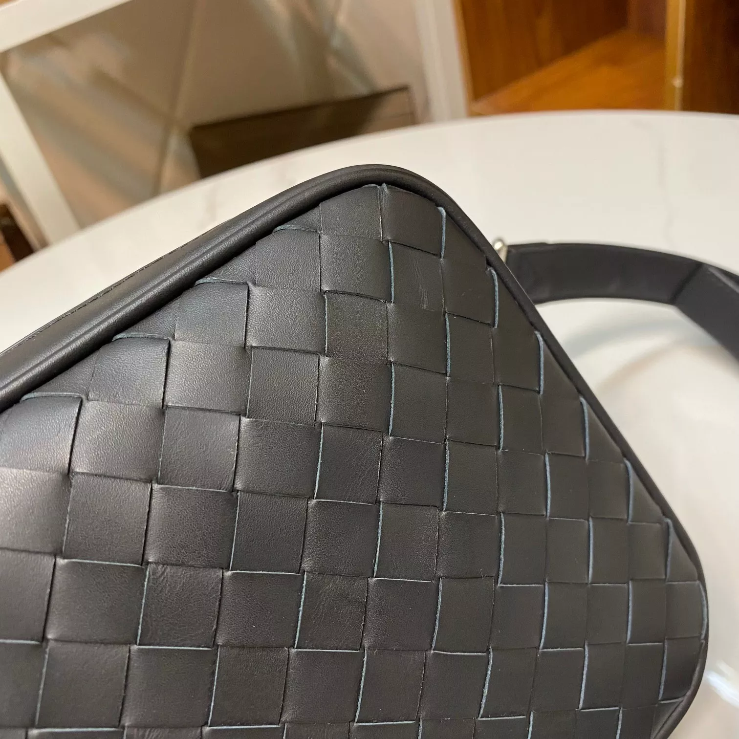 WellDesigned 3686 Bottega Veneta AAA Man Messenger Bags