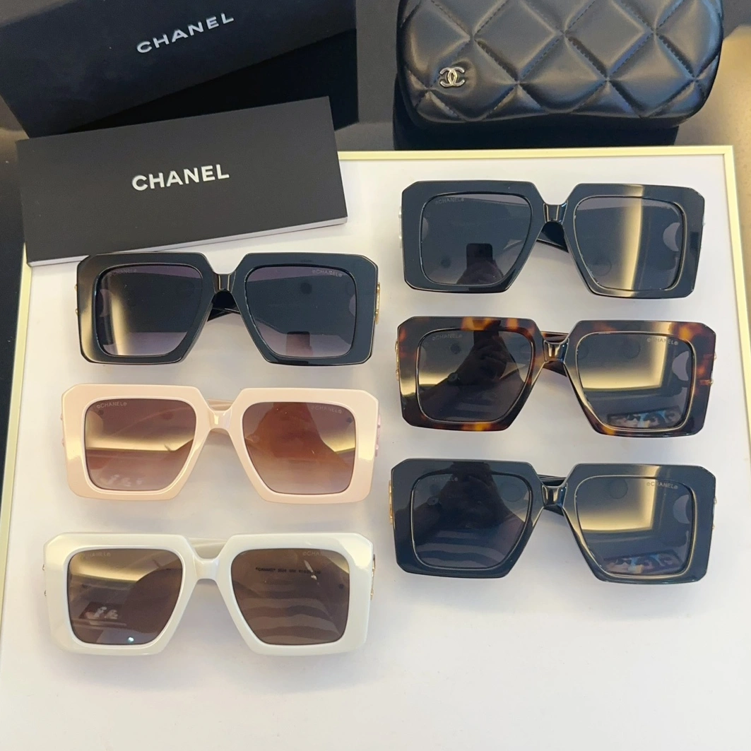 WellDesigned 3804 Chanel AAA Quality Sunglasses