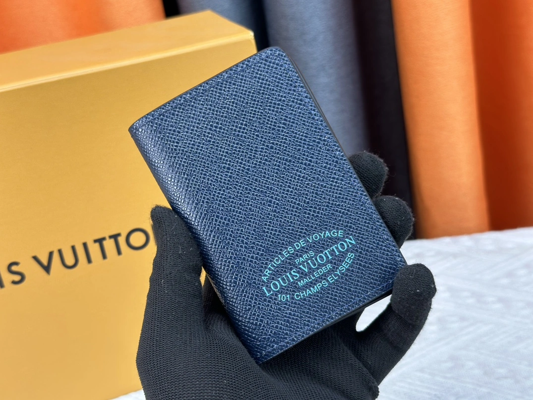 WellDesigned 3809 Louis Vuitton LV Card Case In Navy For Unisex