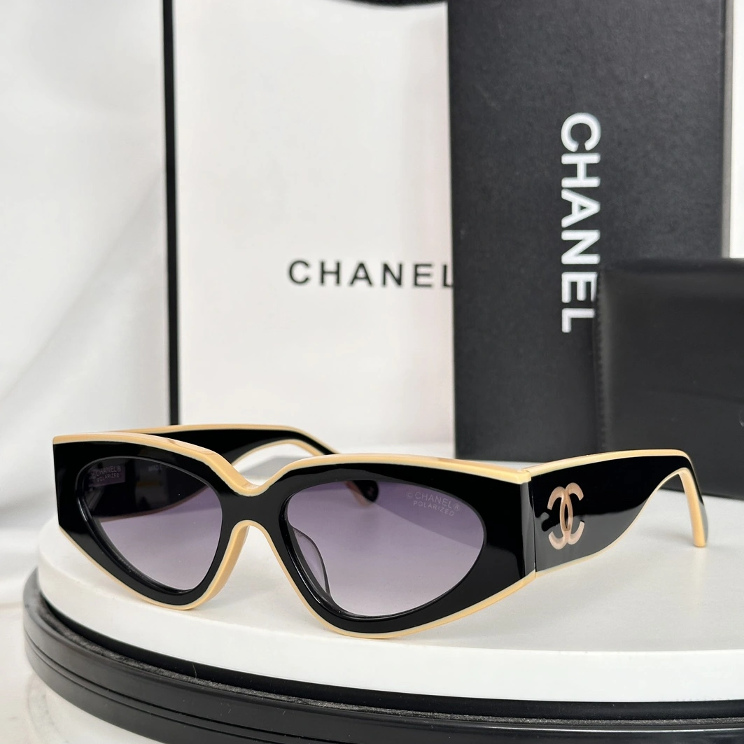 WellDesigned 381 Chanel AAA Quality Sunglasses