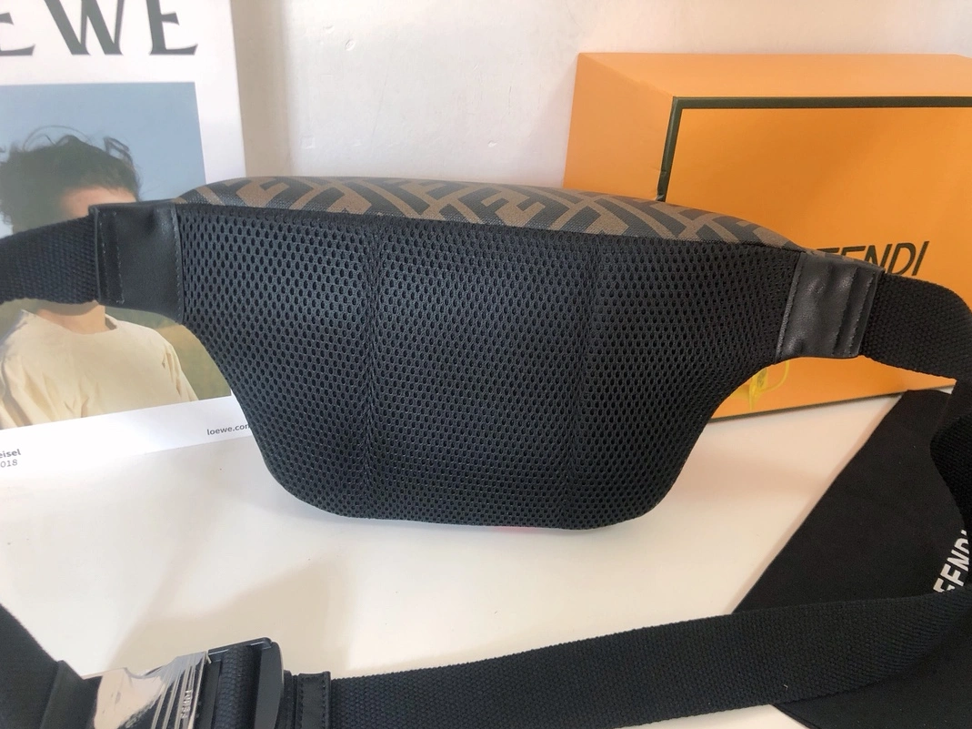 WellDesigned 3844 Fendi AAA Man Belt Bags