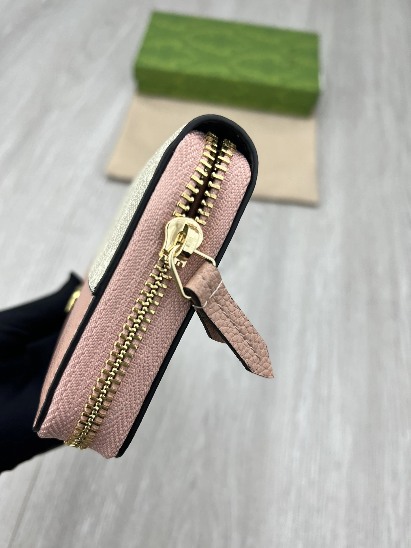WellDesigned 3986 Gucci Wallets For Women