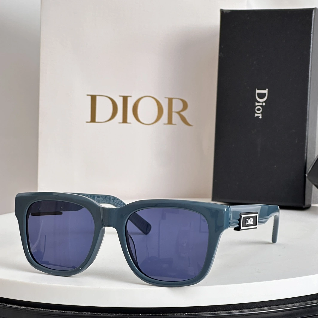 WellDesigned 4054 Christian Dior AAA Quality Sunglasses