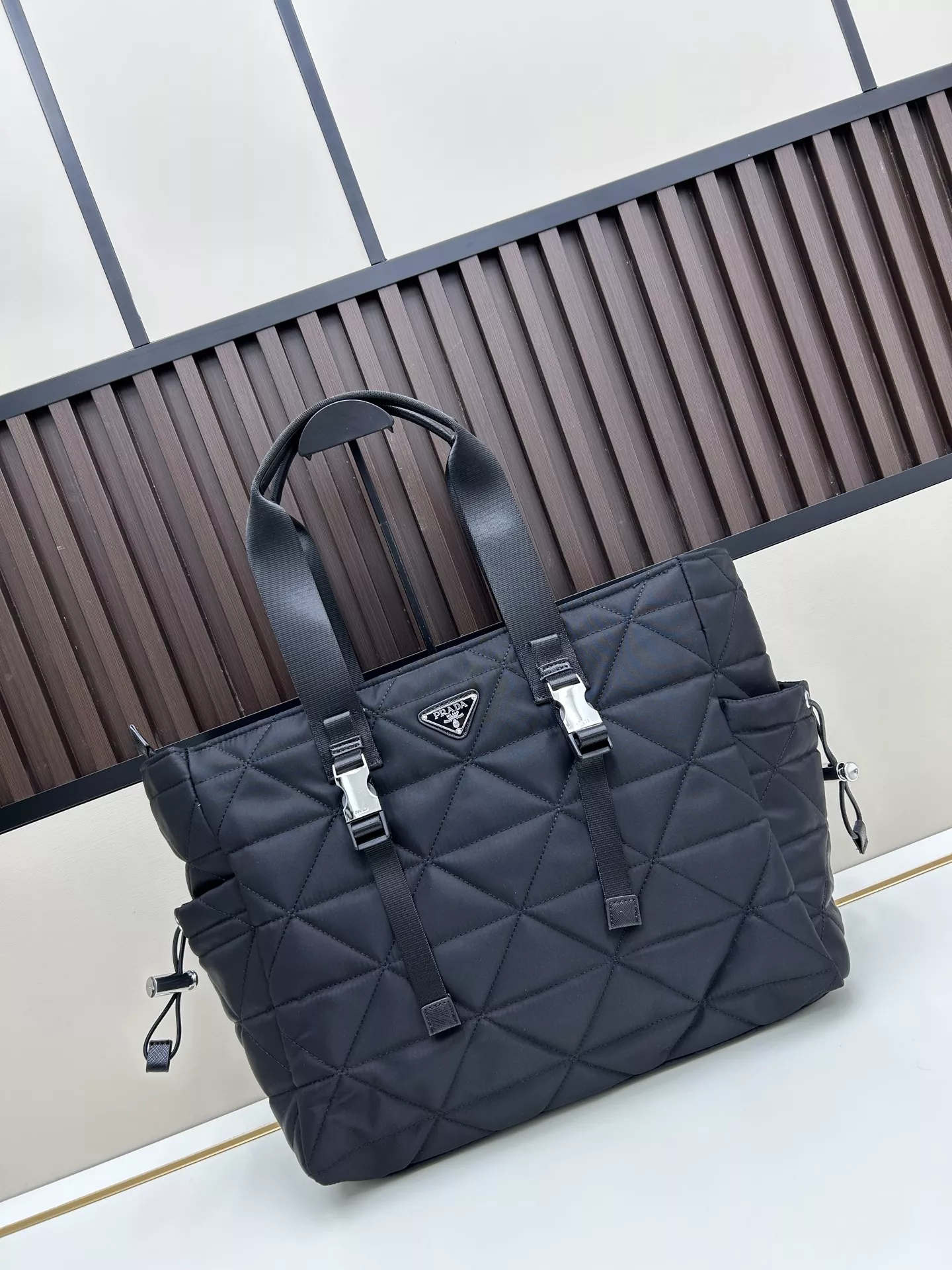 WellDesigned 408 Prada AAA Quality Handbags For Unisex