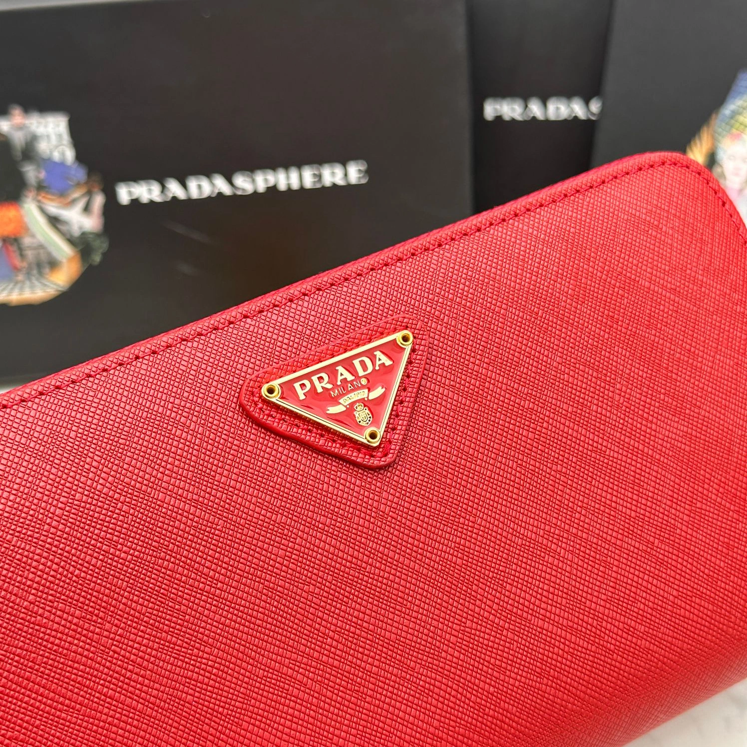 WellDesigned 4081 Prada Wallets