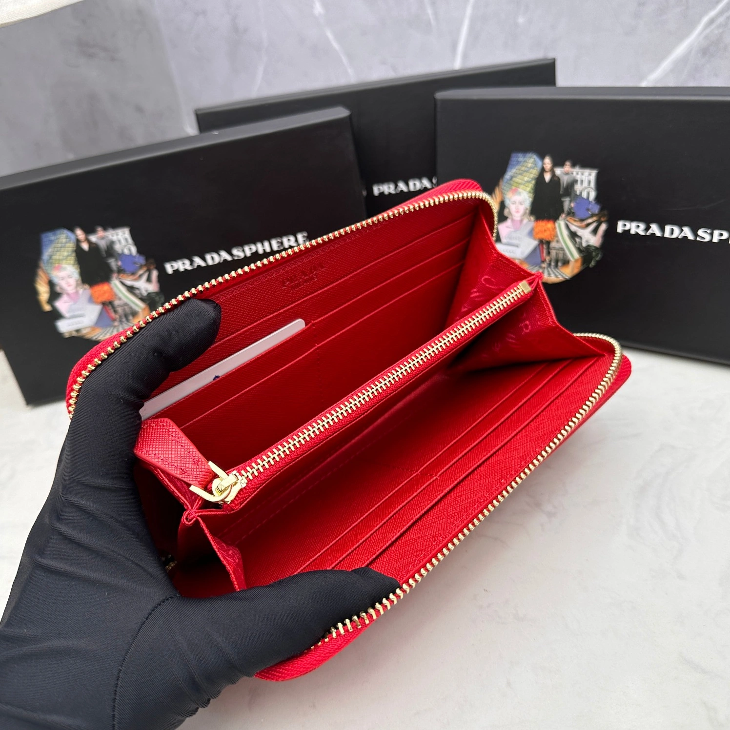 WellDesigned 4081 Prada Wallets