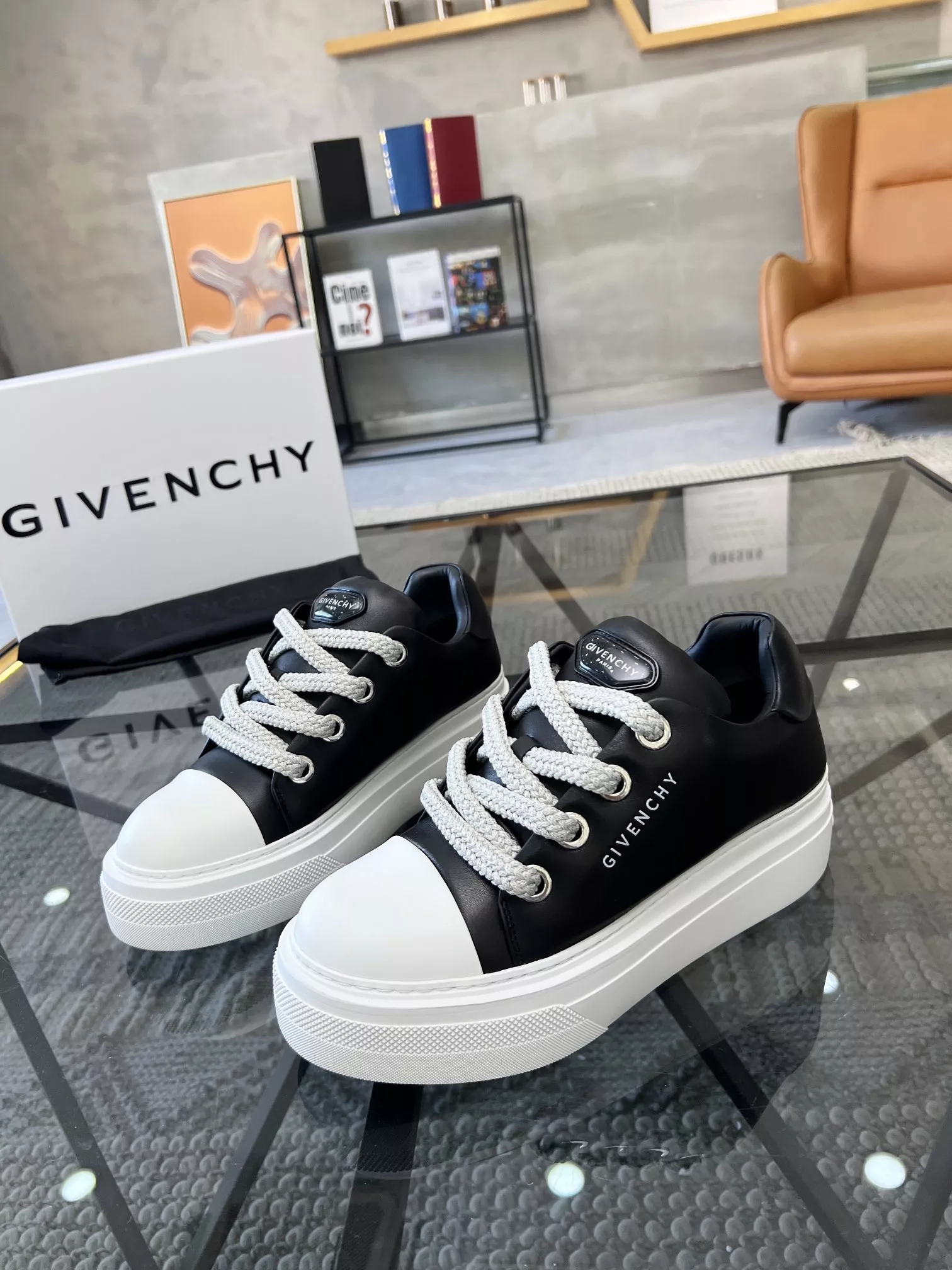 WellDesigned 4143 Givenchy Casual Shoes For Men