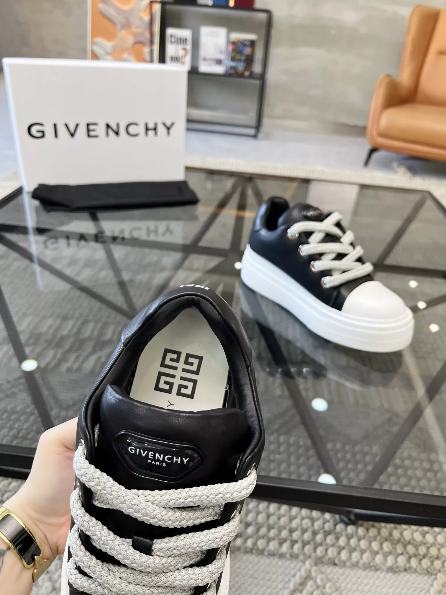 WellDesigned 4143 Givenchy Casual Shoes For Men