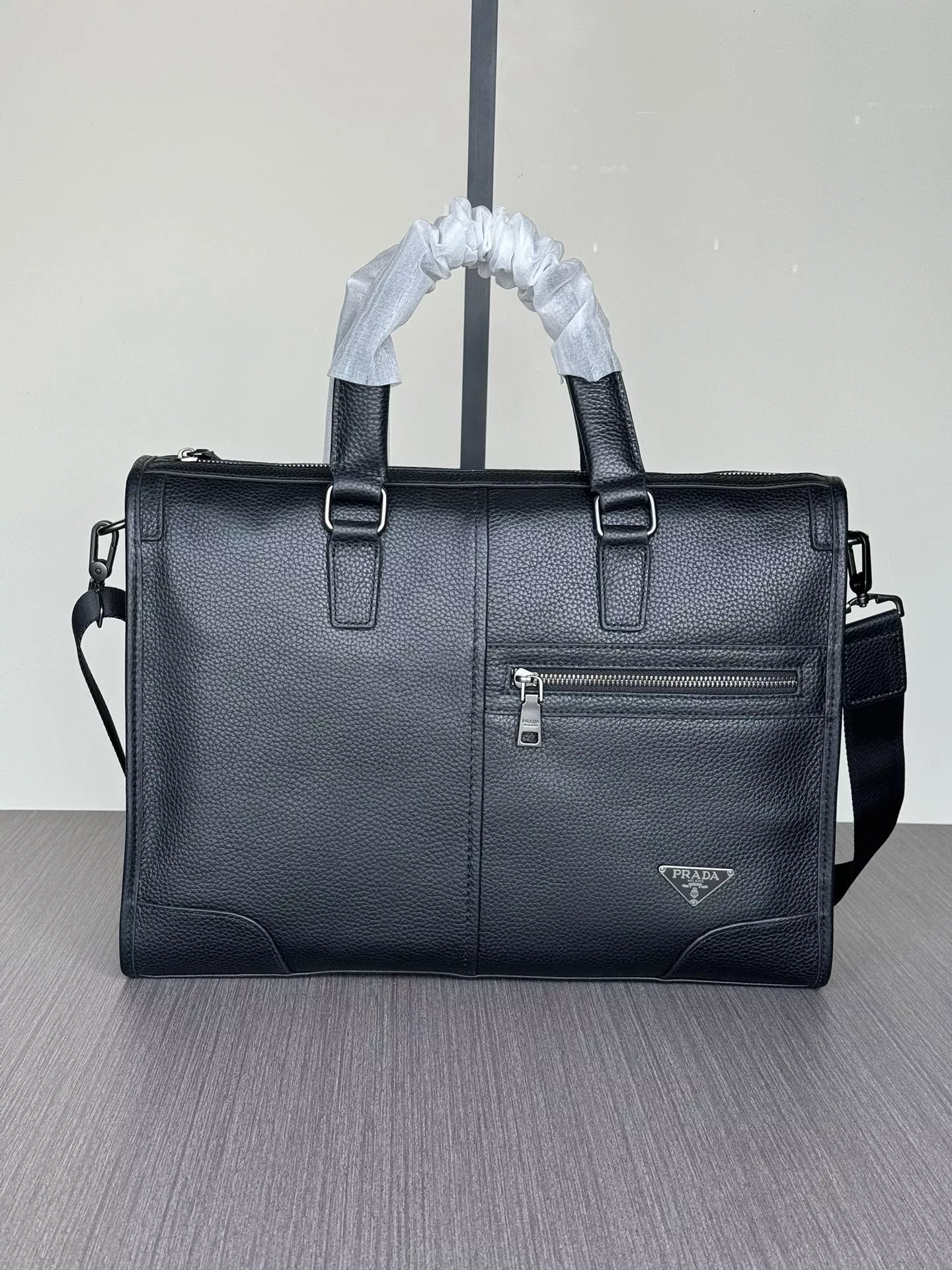 WellDesigned 4197 Prada AAA Man Handbags