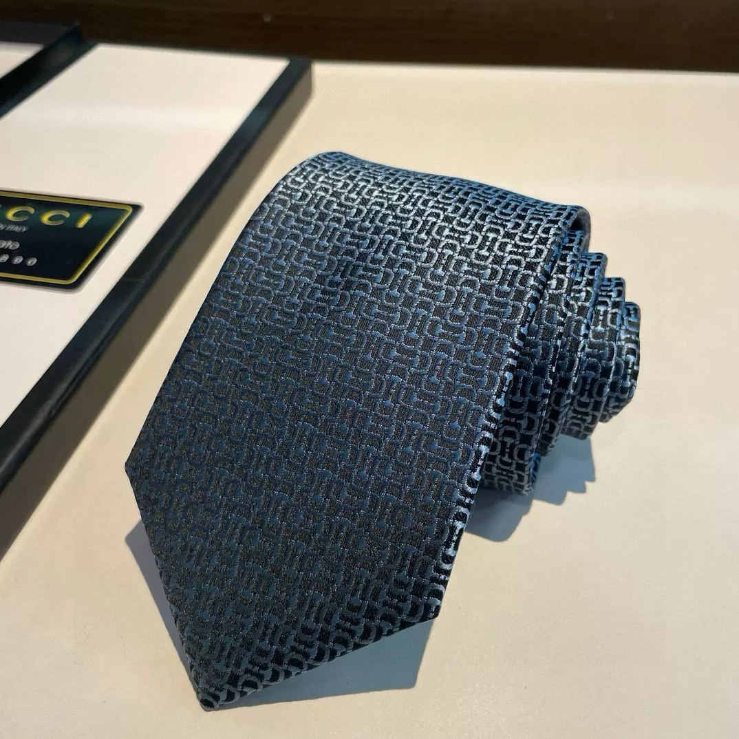 WellDesigned 423 Gucci Necktie