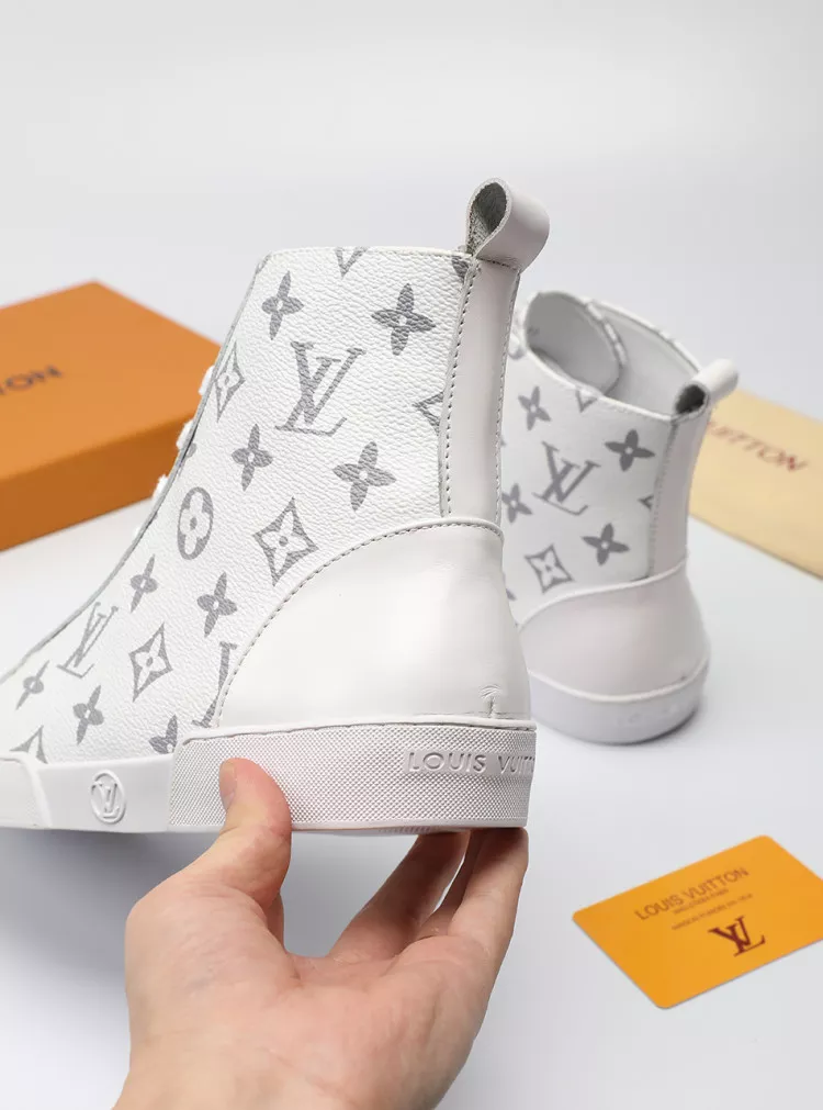 WellDesigned 4280 Louis Vuitton High Tops Shoes For Men