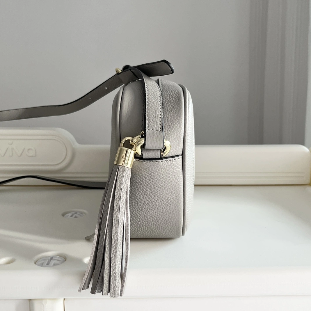 WellDesigned 4453 Gucci AAA Quality Messenger Bags For Women
