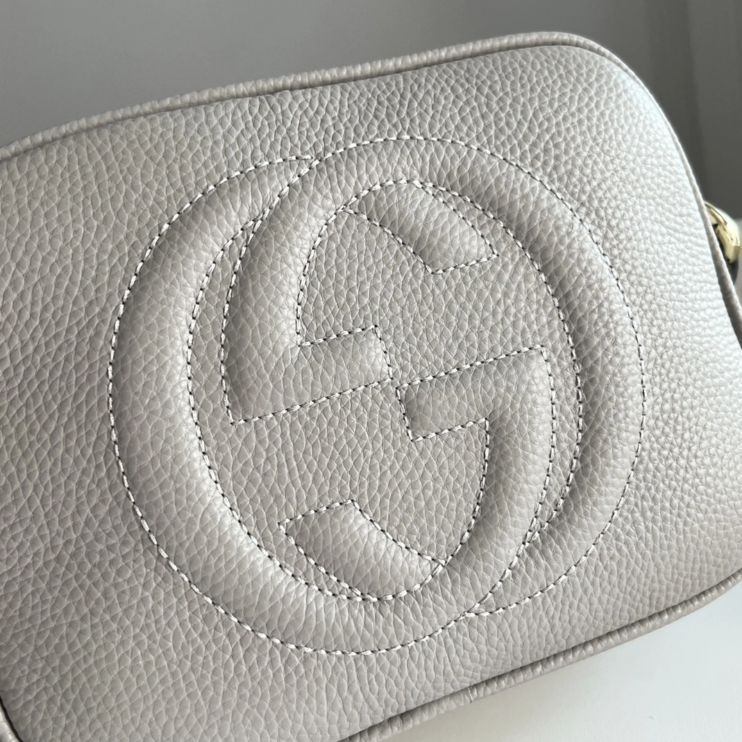 WellDesigned 4453 Gucci AAA Quality Messenger Bags For Women