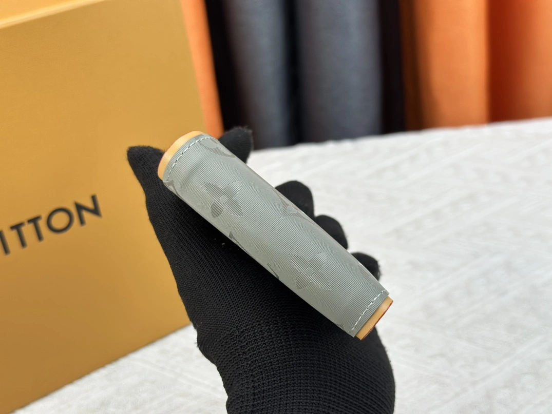 WellDesigned 4501 Louis Vuitton LV Wallets
