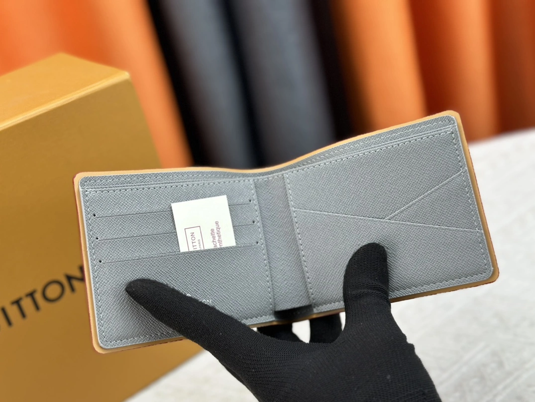 WellDesigned 4501 Louis Vuitton LV Wallets