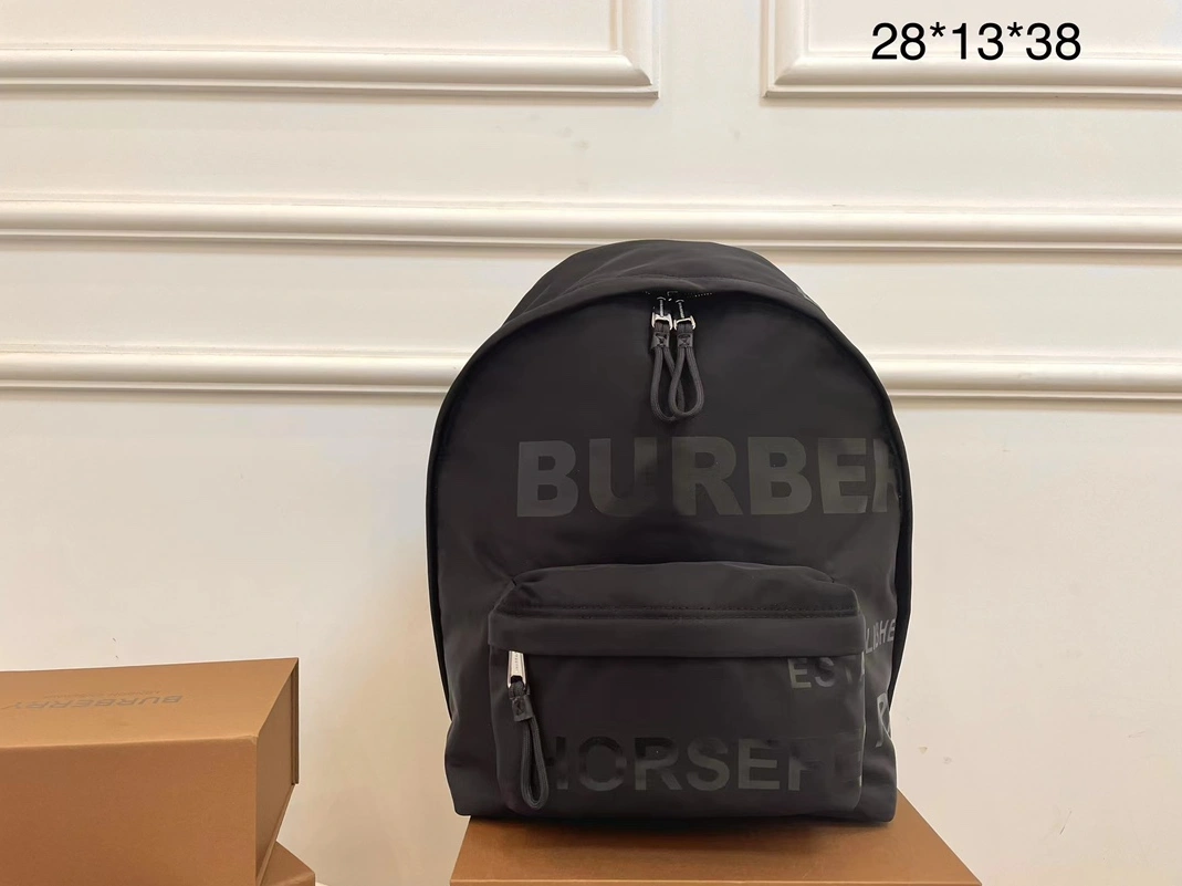 WellDesigned 4525 Burberry AAA Man Backpacks