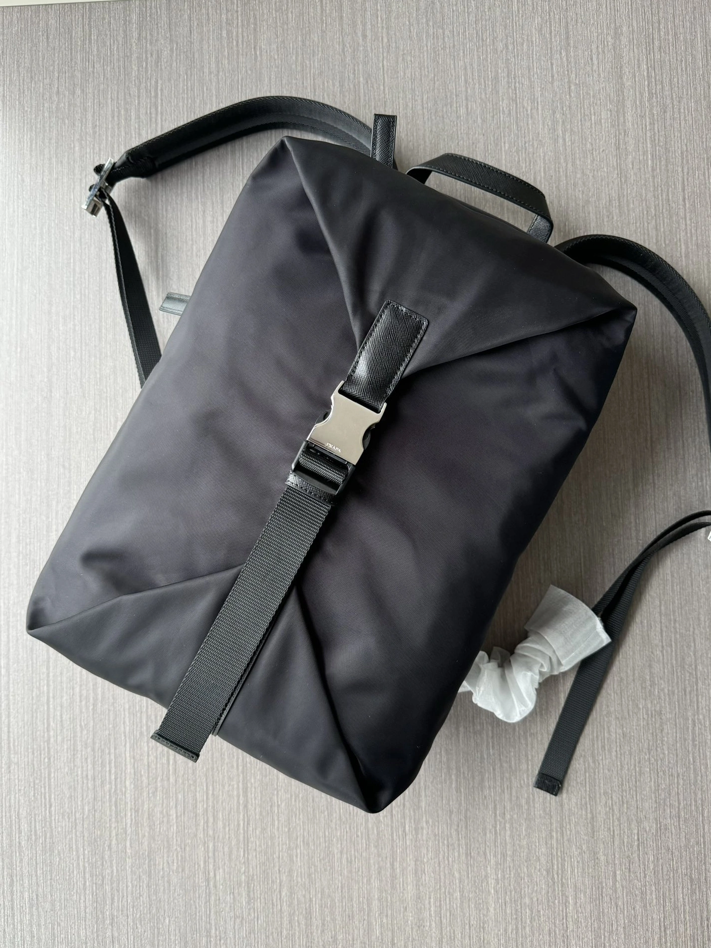 WellDesigned 4571 Prada AAA Man Backpacks