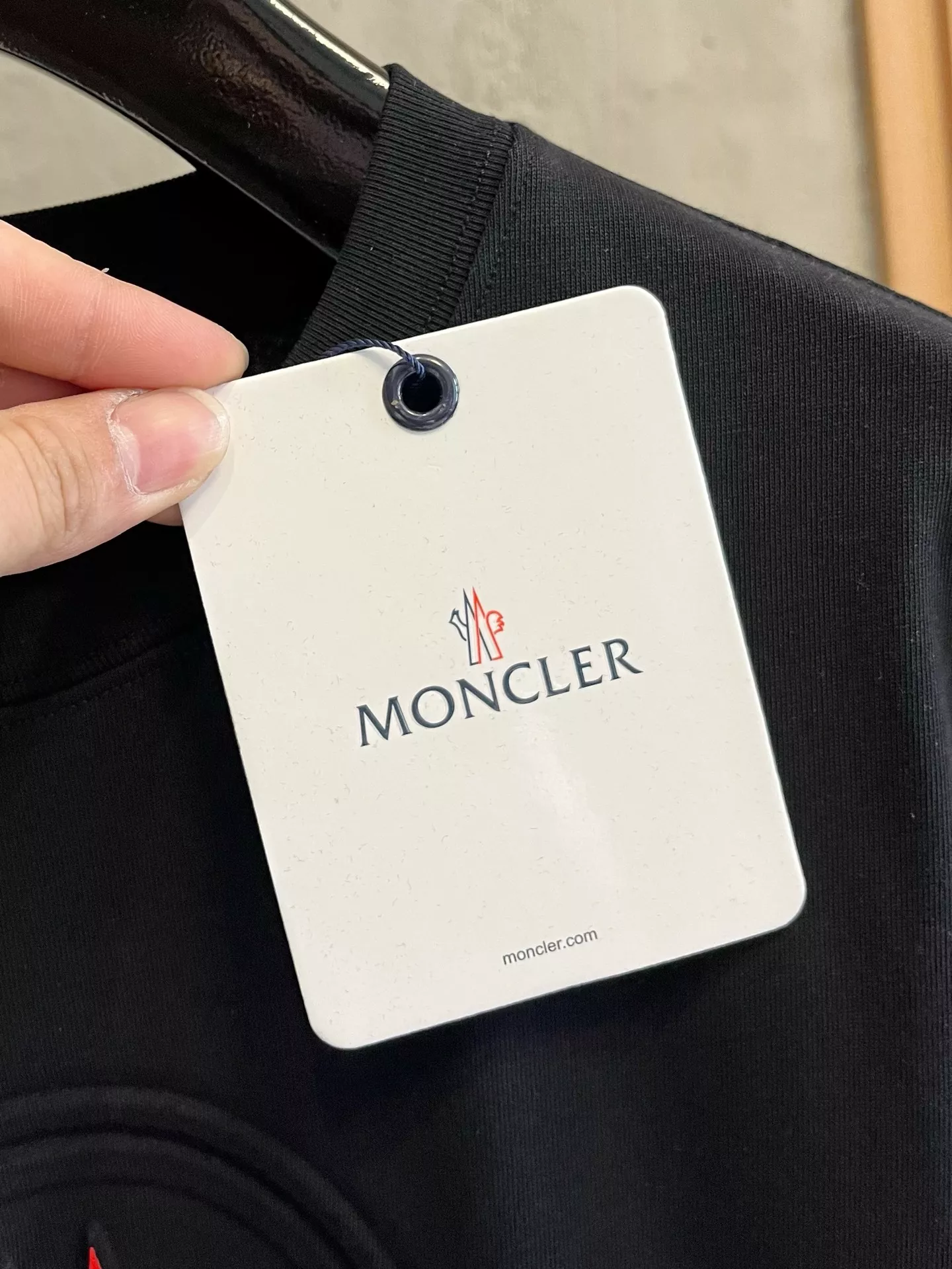 WellDesigned 4709 Moncler T-Shirts Short Sleeved For Unisex